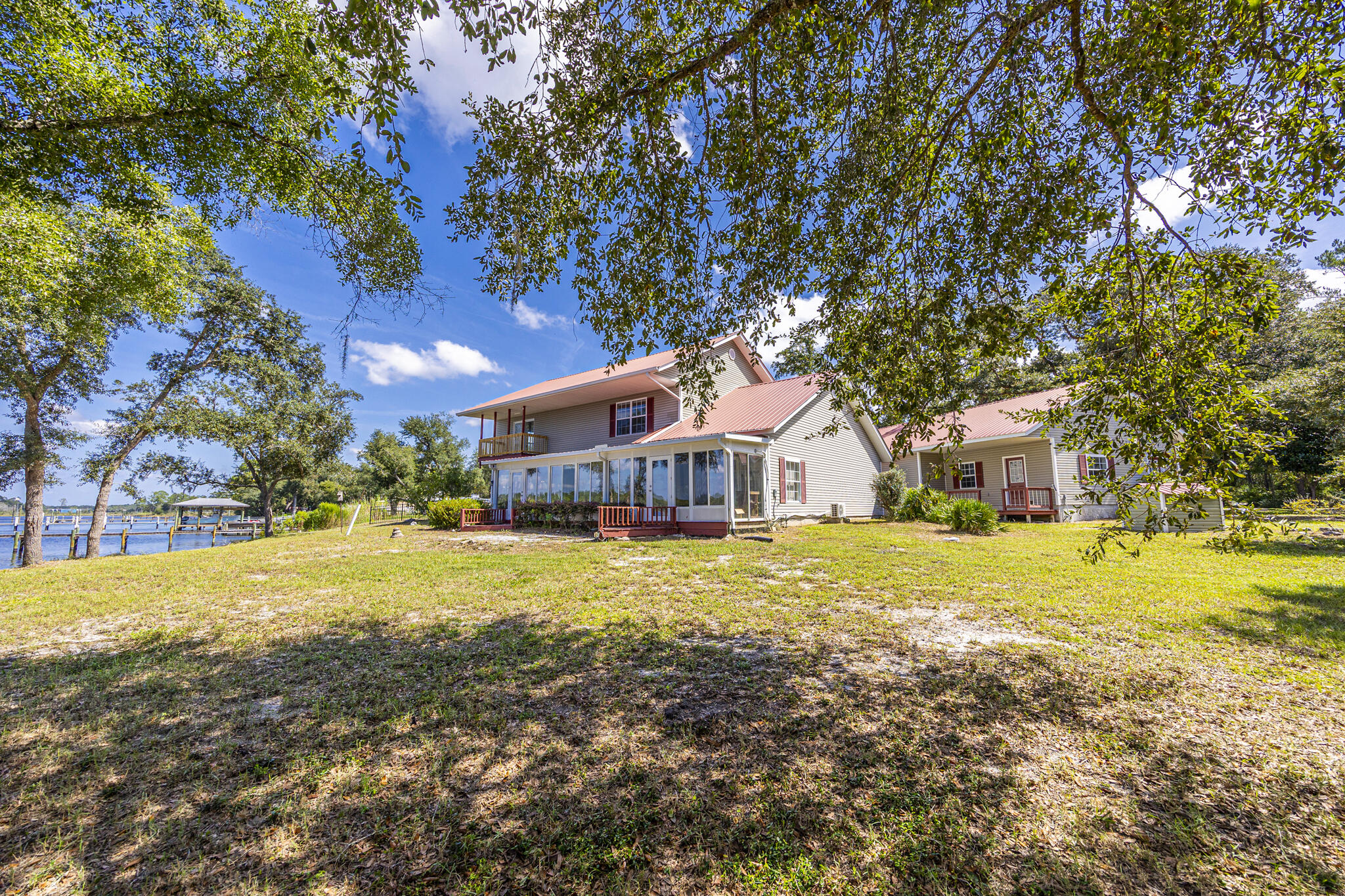 main property photo 50