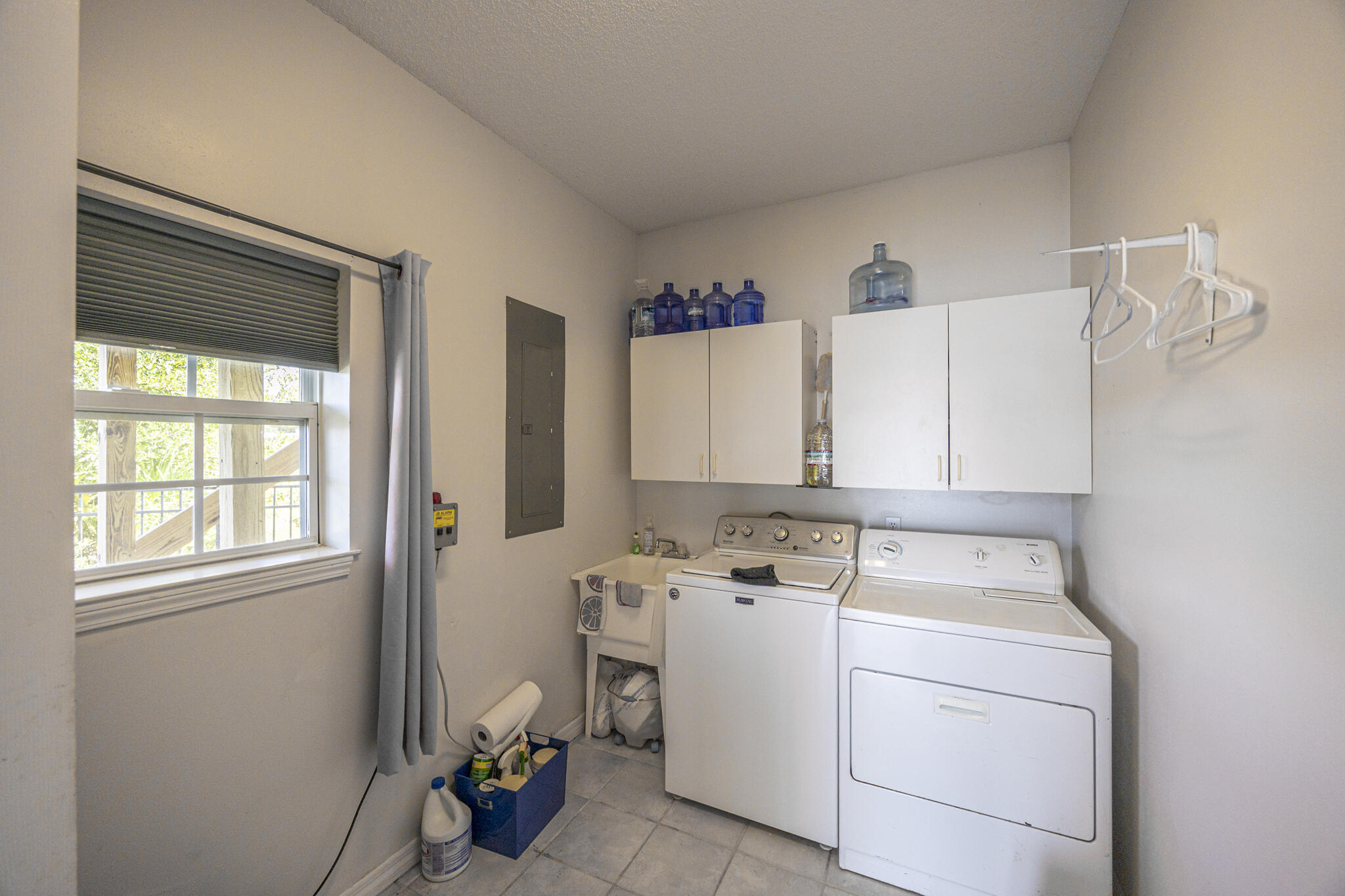 main property photo 66