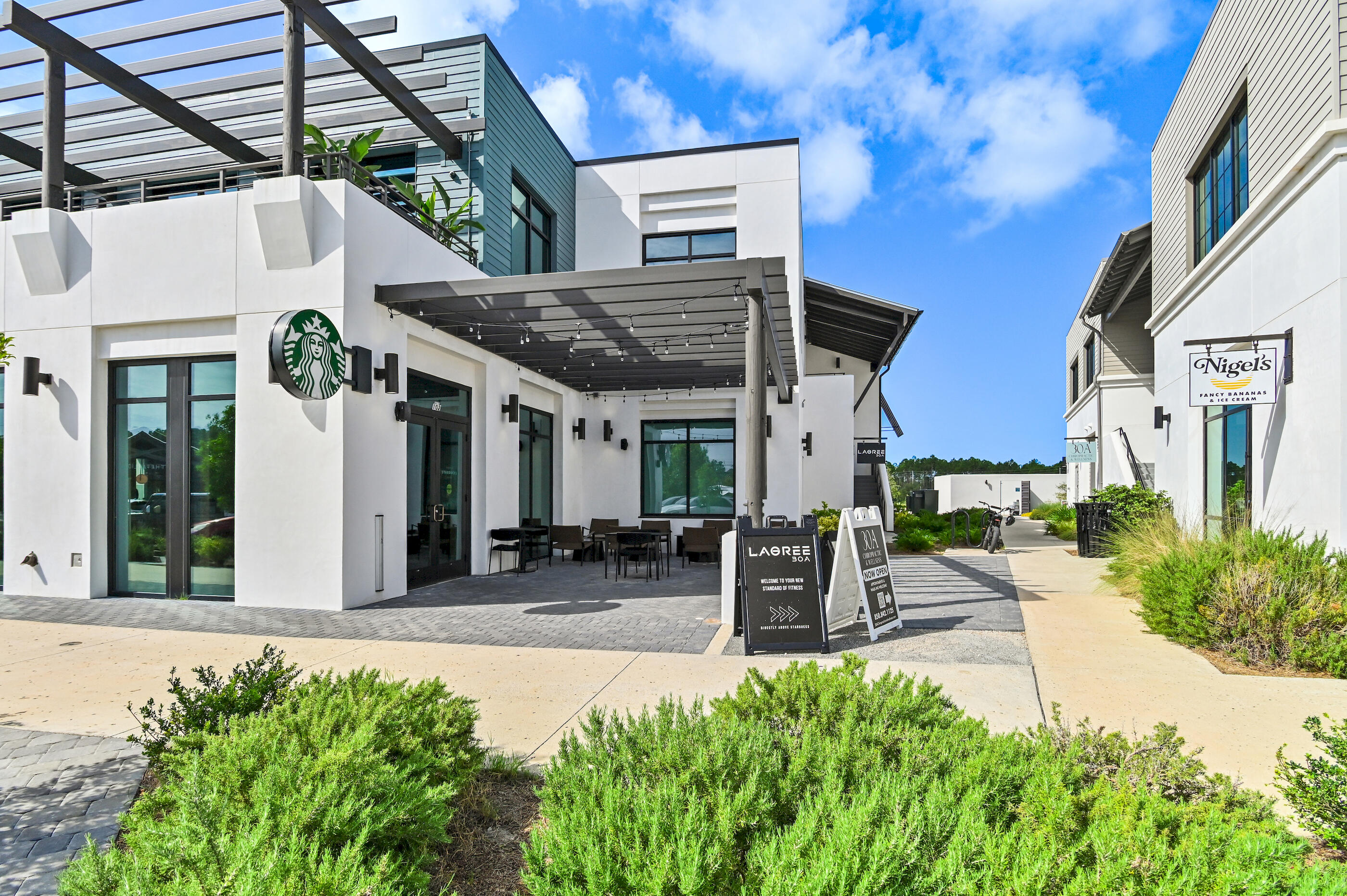 main property photo 78