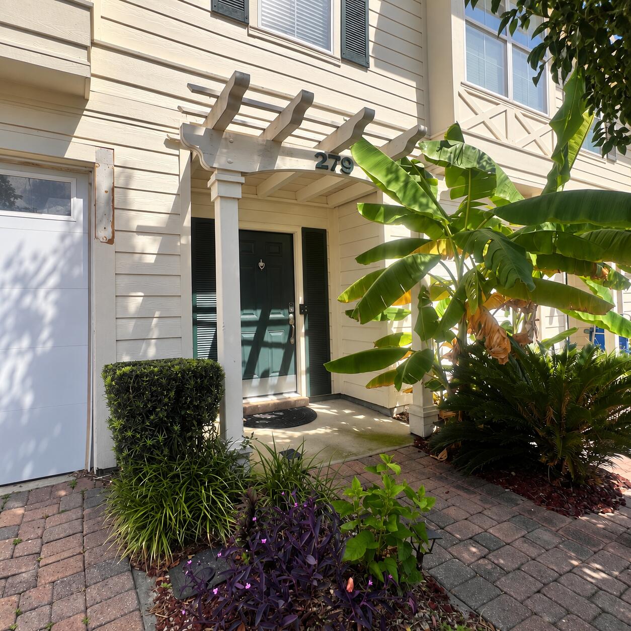 main property photo 0