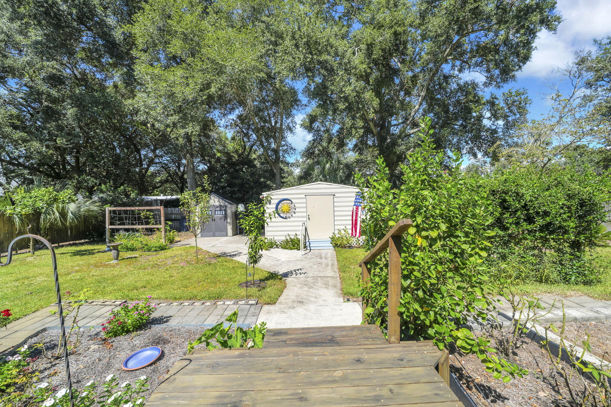 main property photo 43