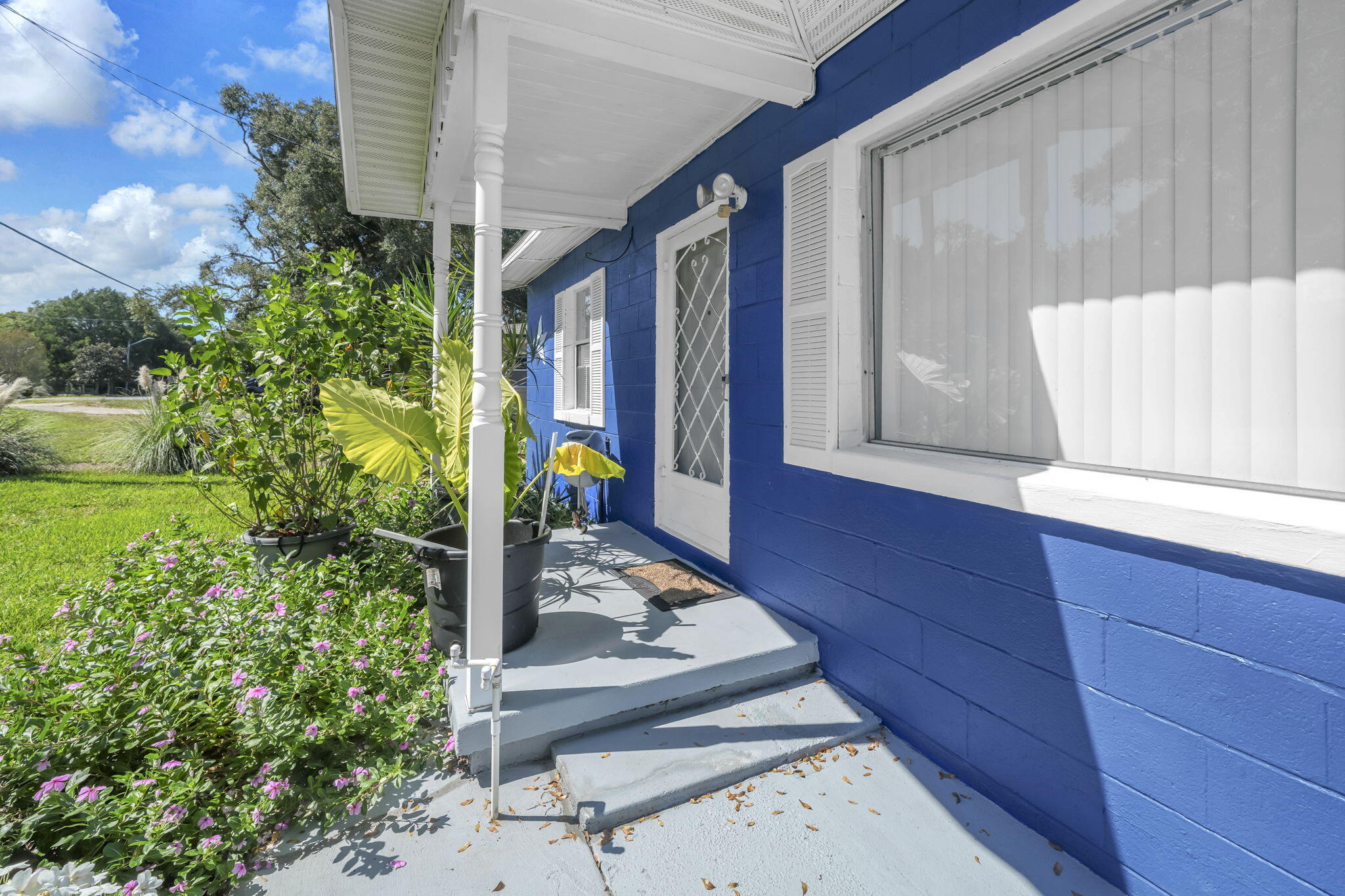 main property photo 50