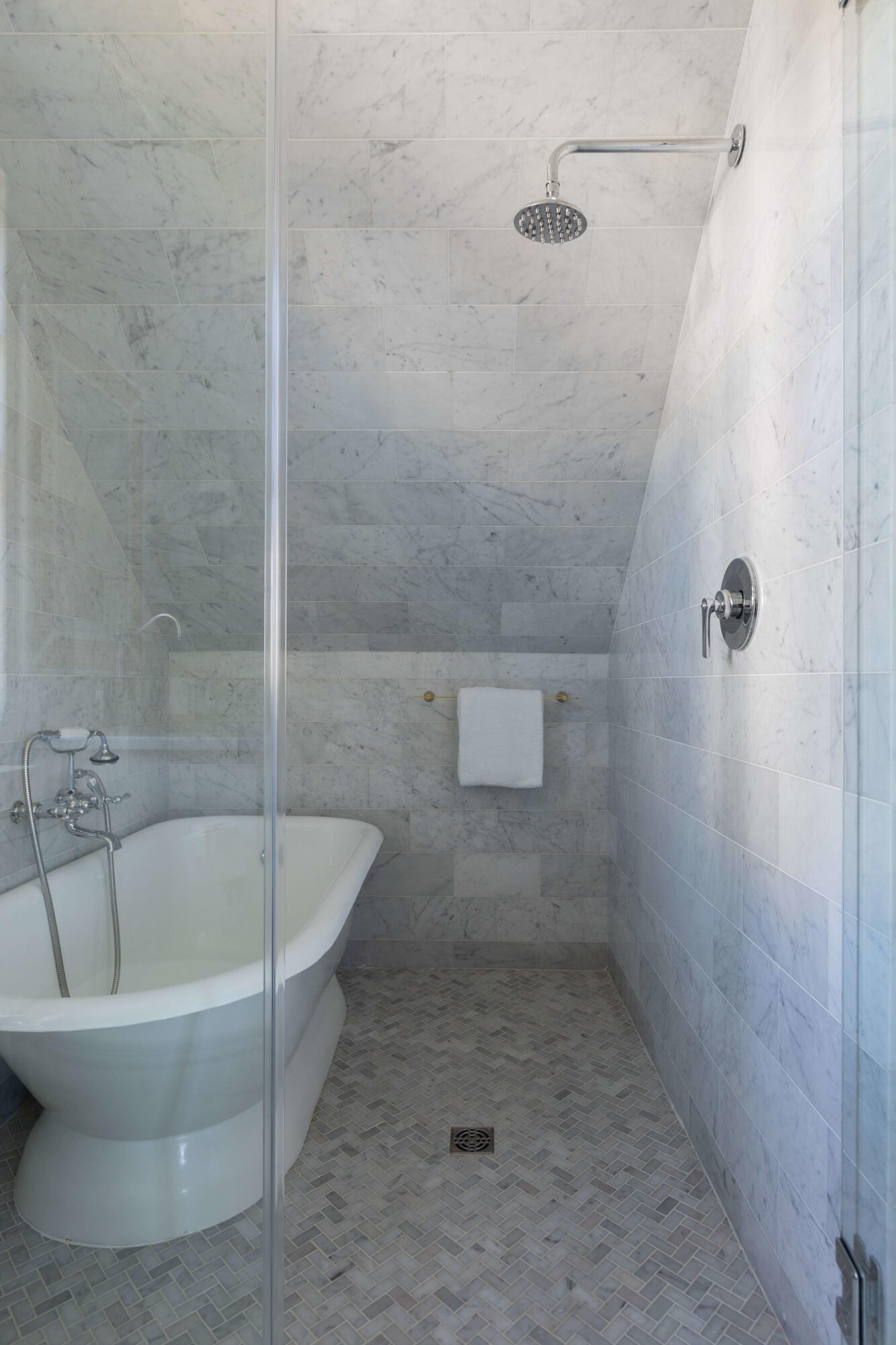 main property photo 60