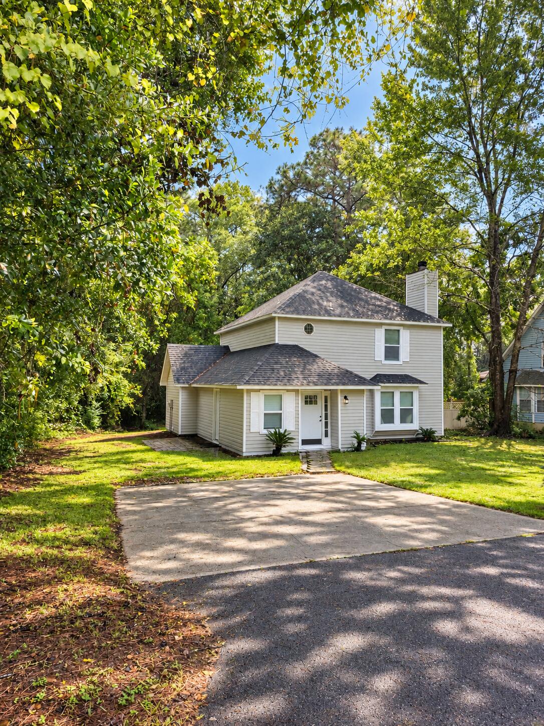 main property photo 21