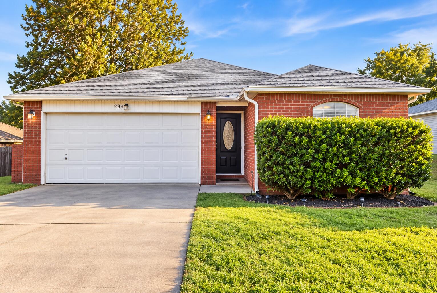 main property photo 0