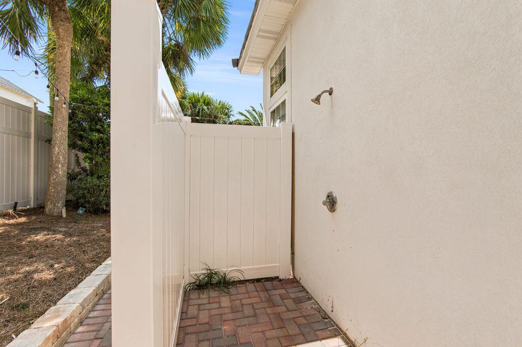main property photo 67