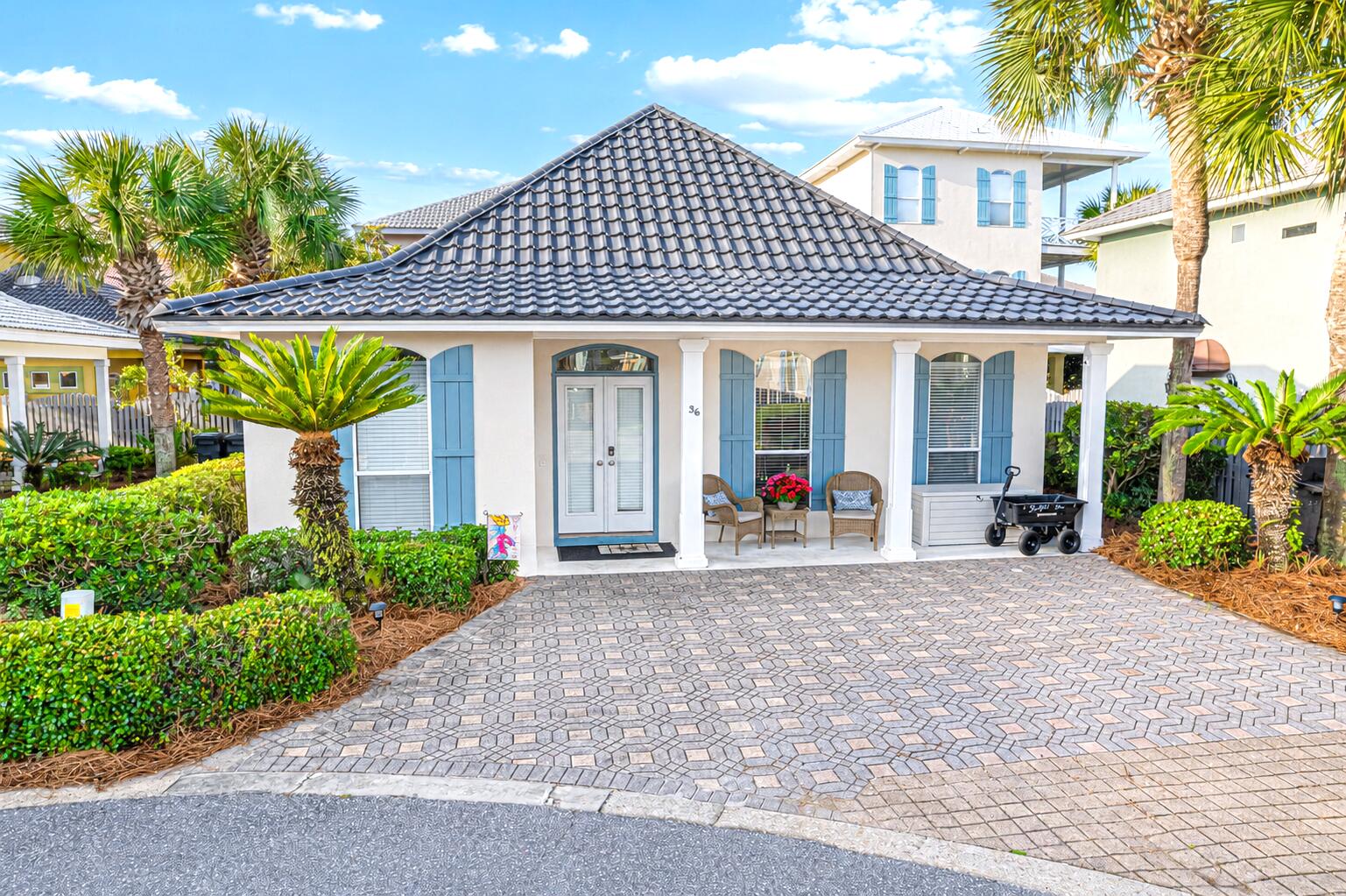 main property photo 0