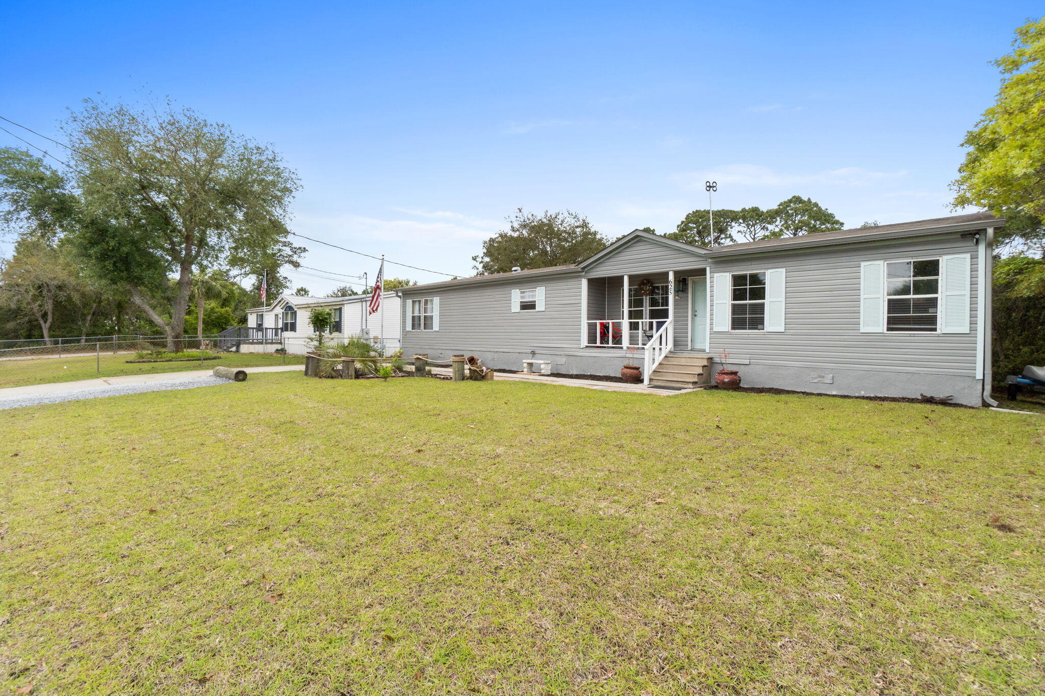 main property photo 34