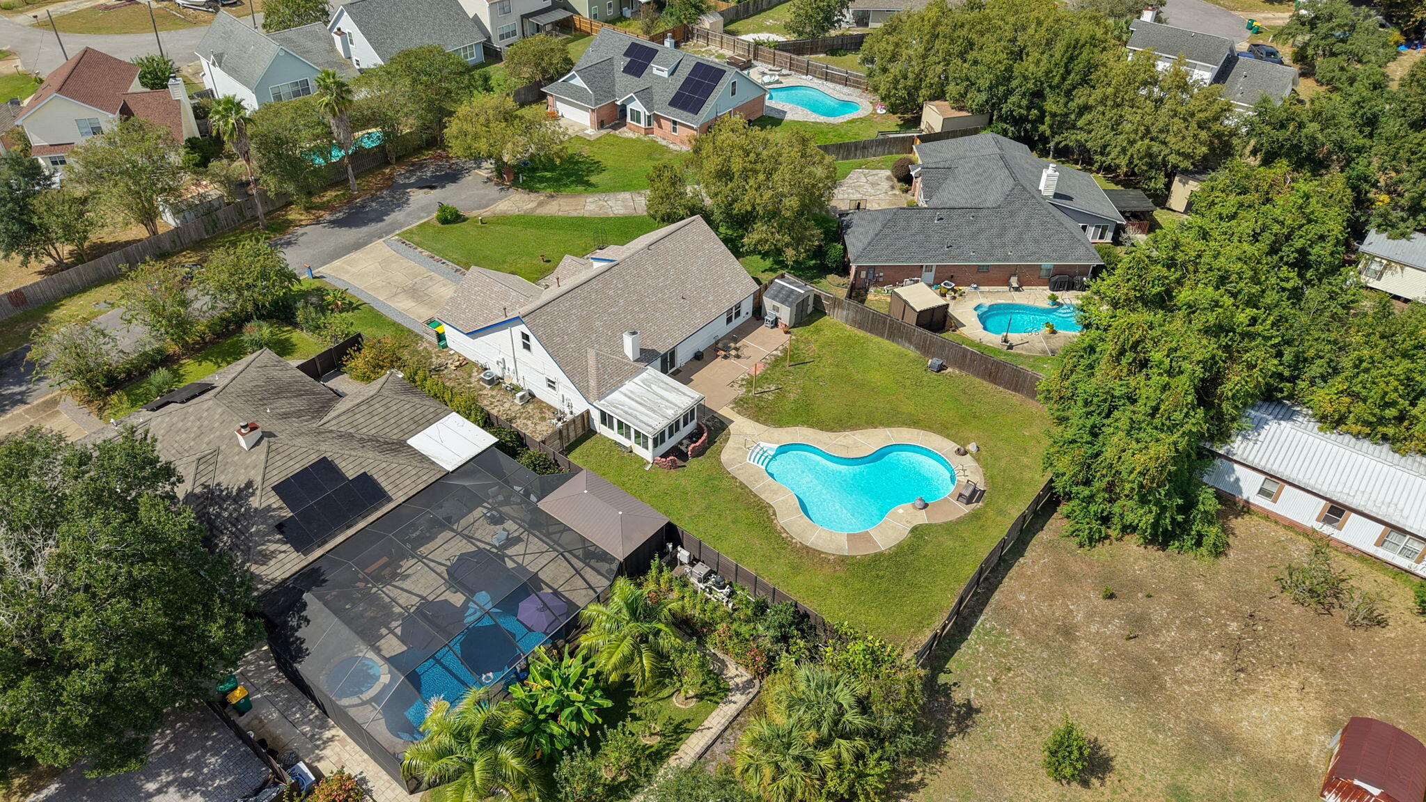 main property photo 42