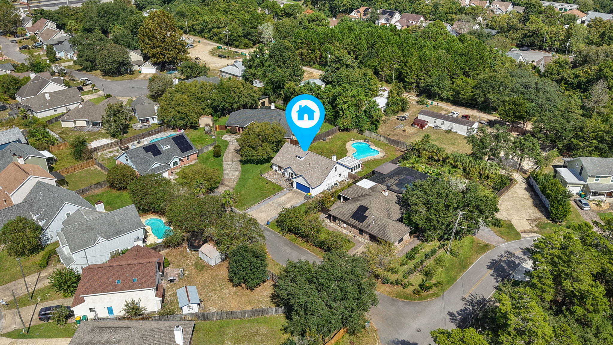 main property photo 44