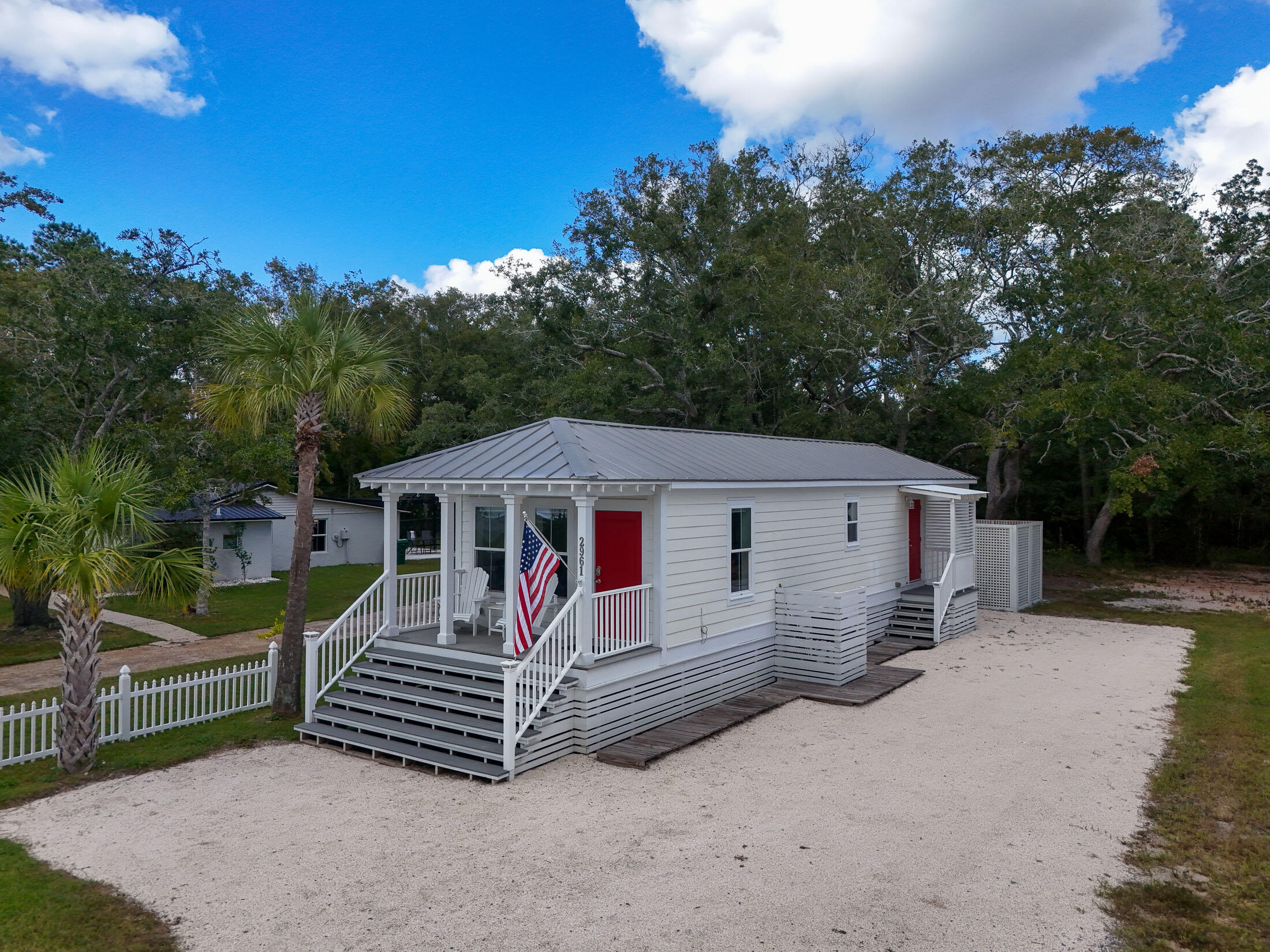 main property photo 0