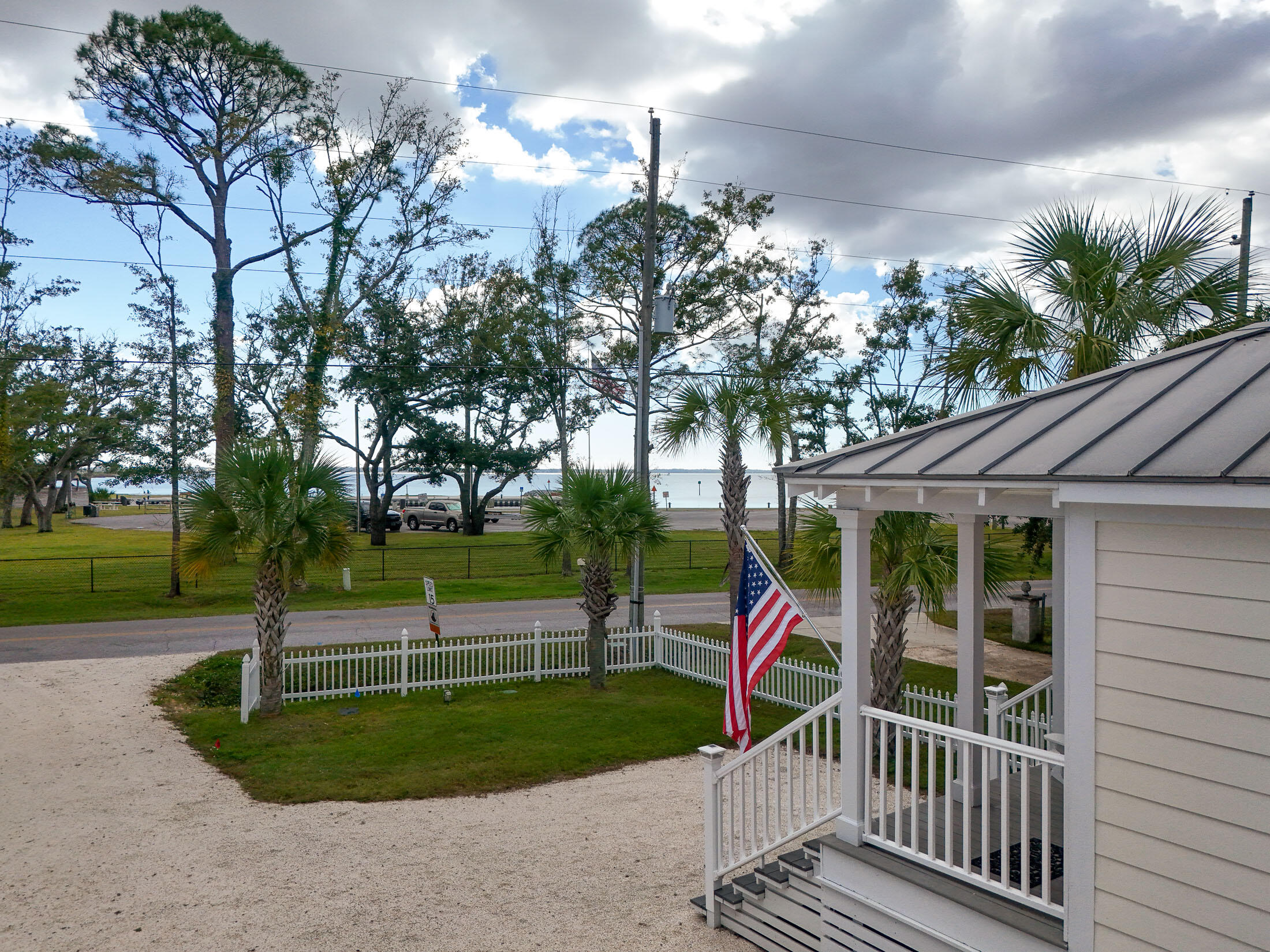main property photo 9