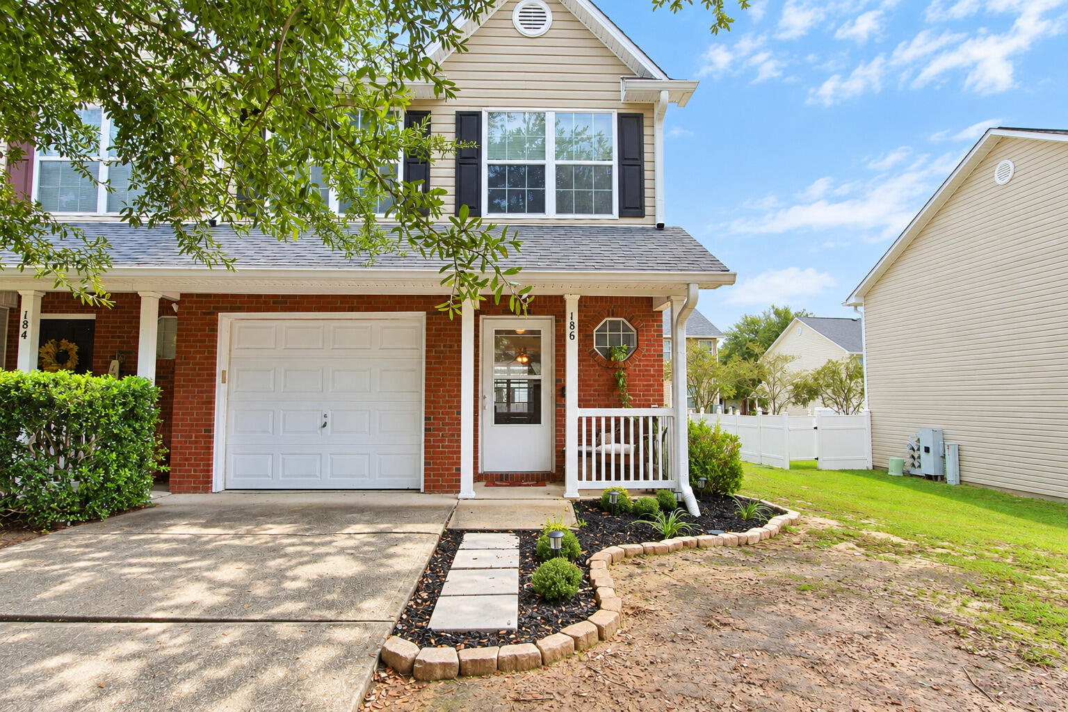 main property photo 0