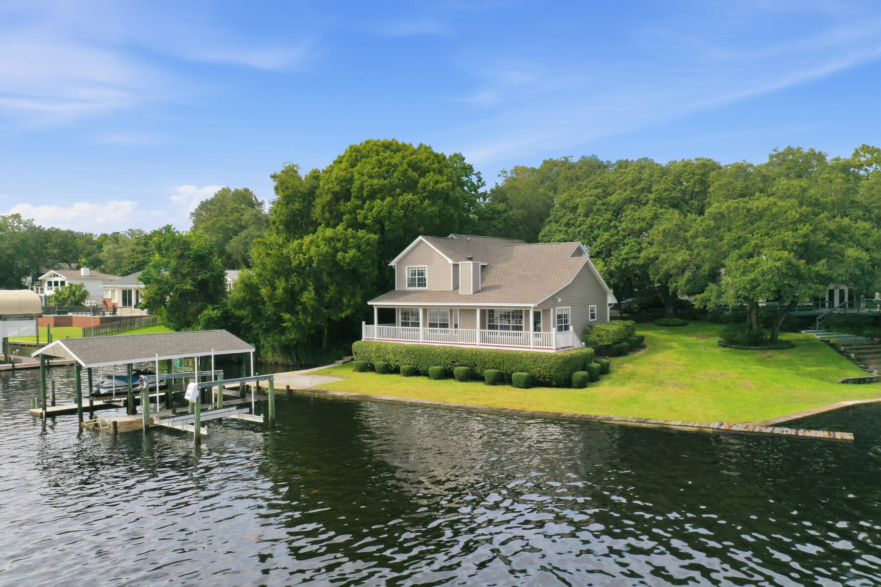 main property photo 0