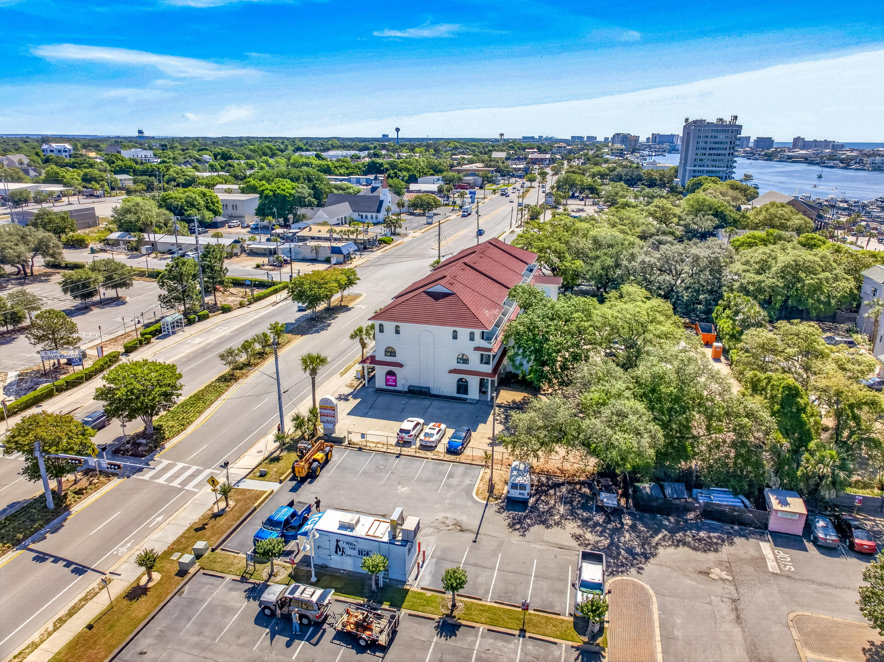 main property photo 35