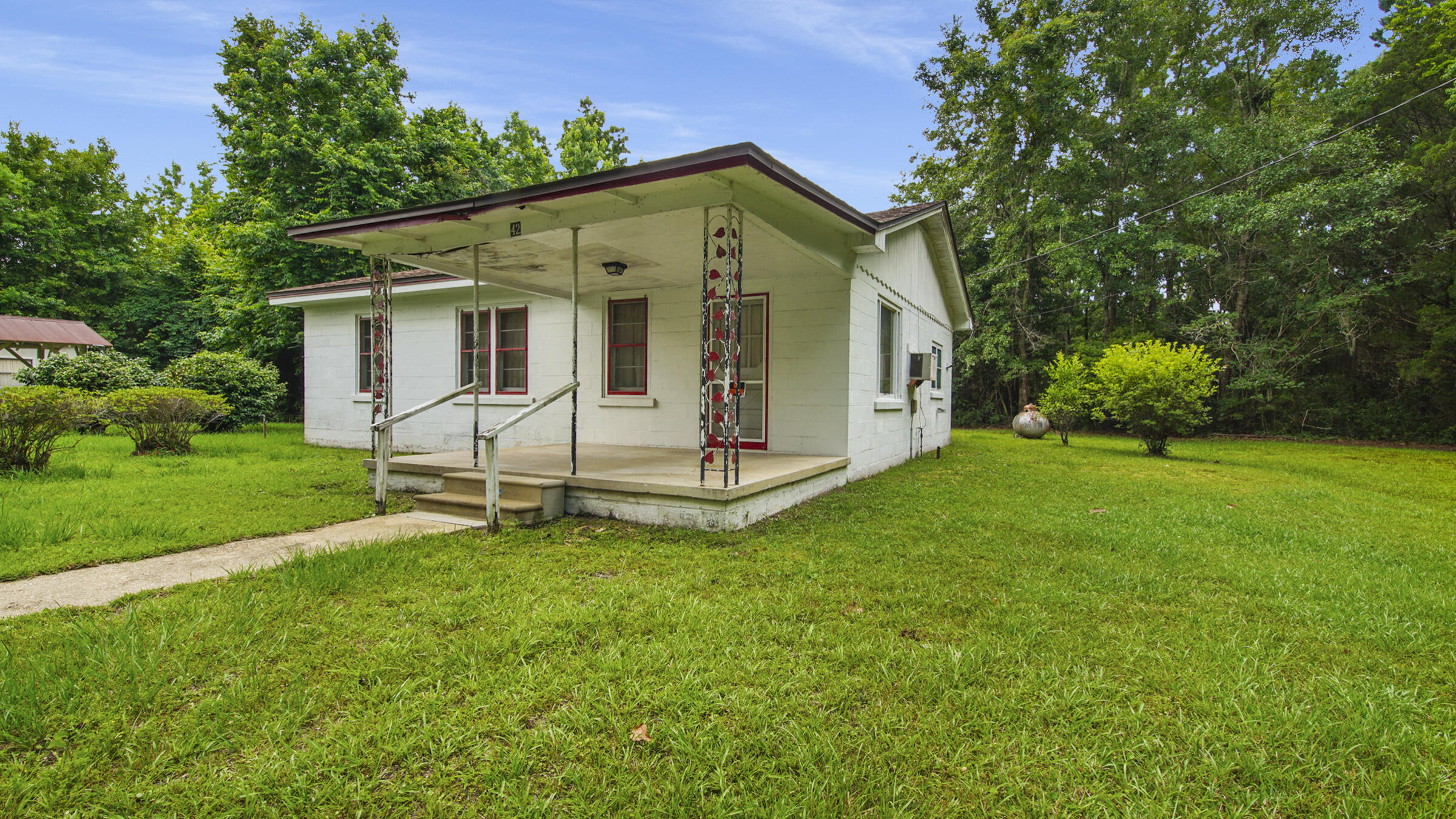 main property photo 23