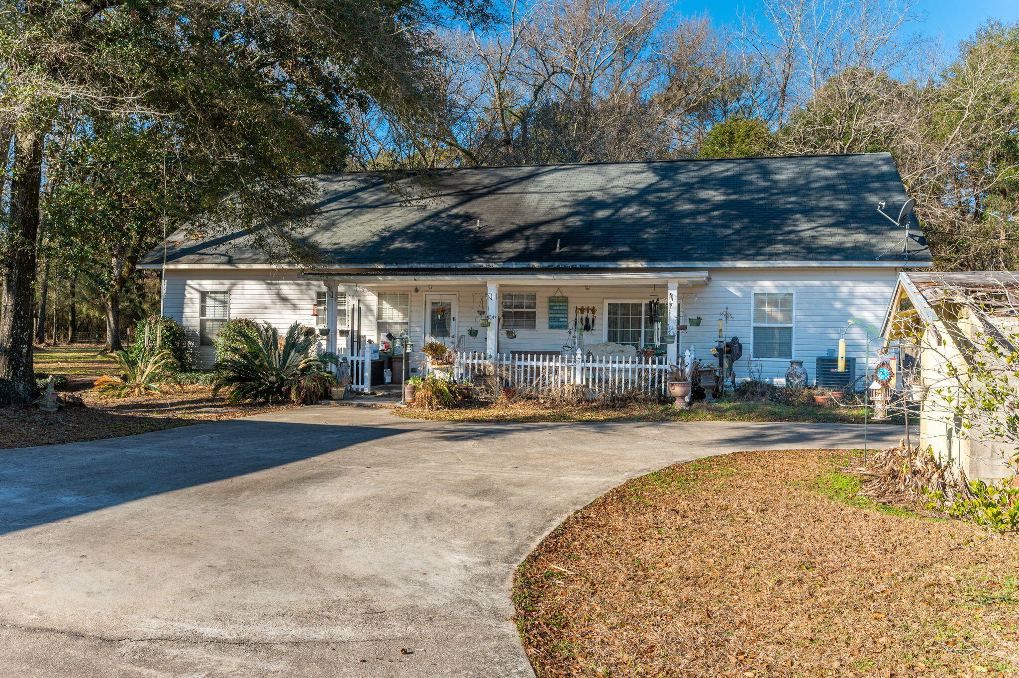 main property photo 16