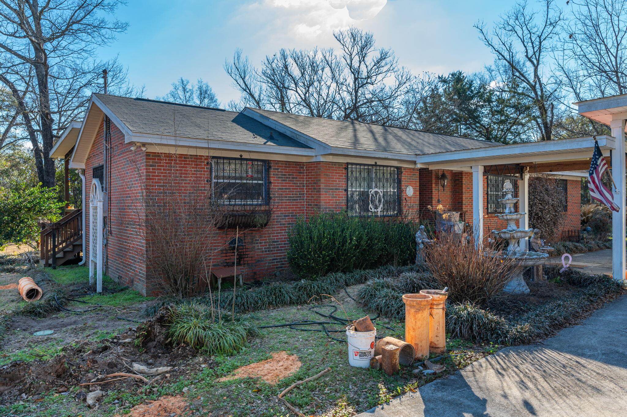 main property photo 17