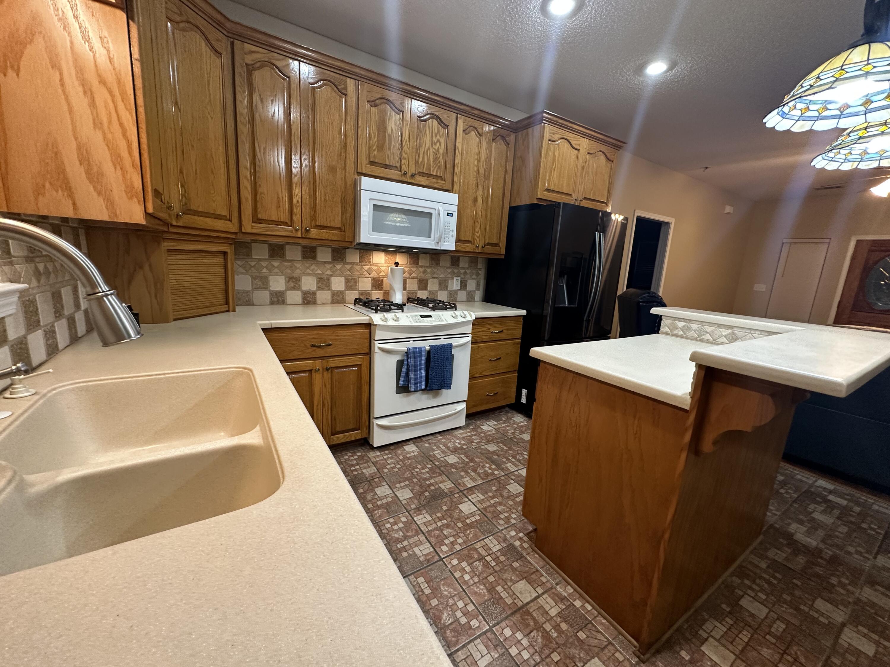 main property photo 59