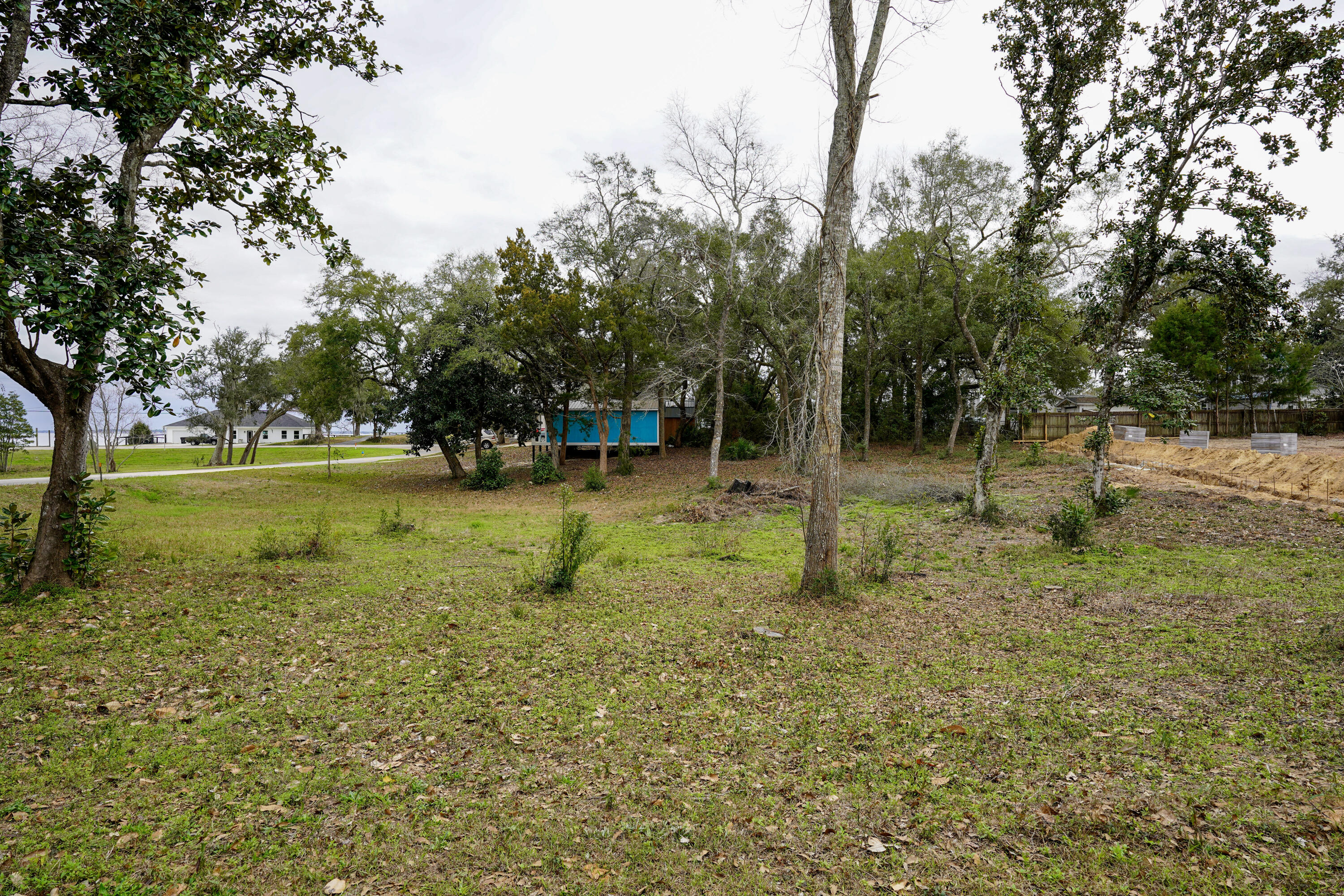 main property photo 20