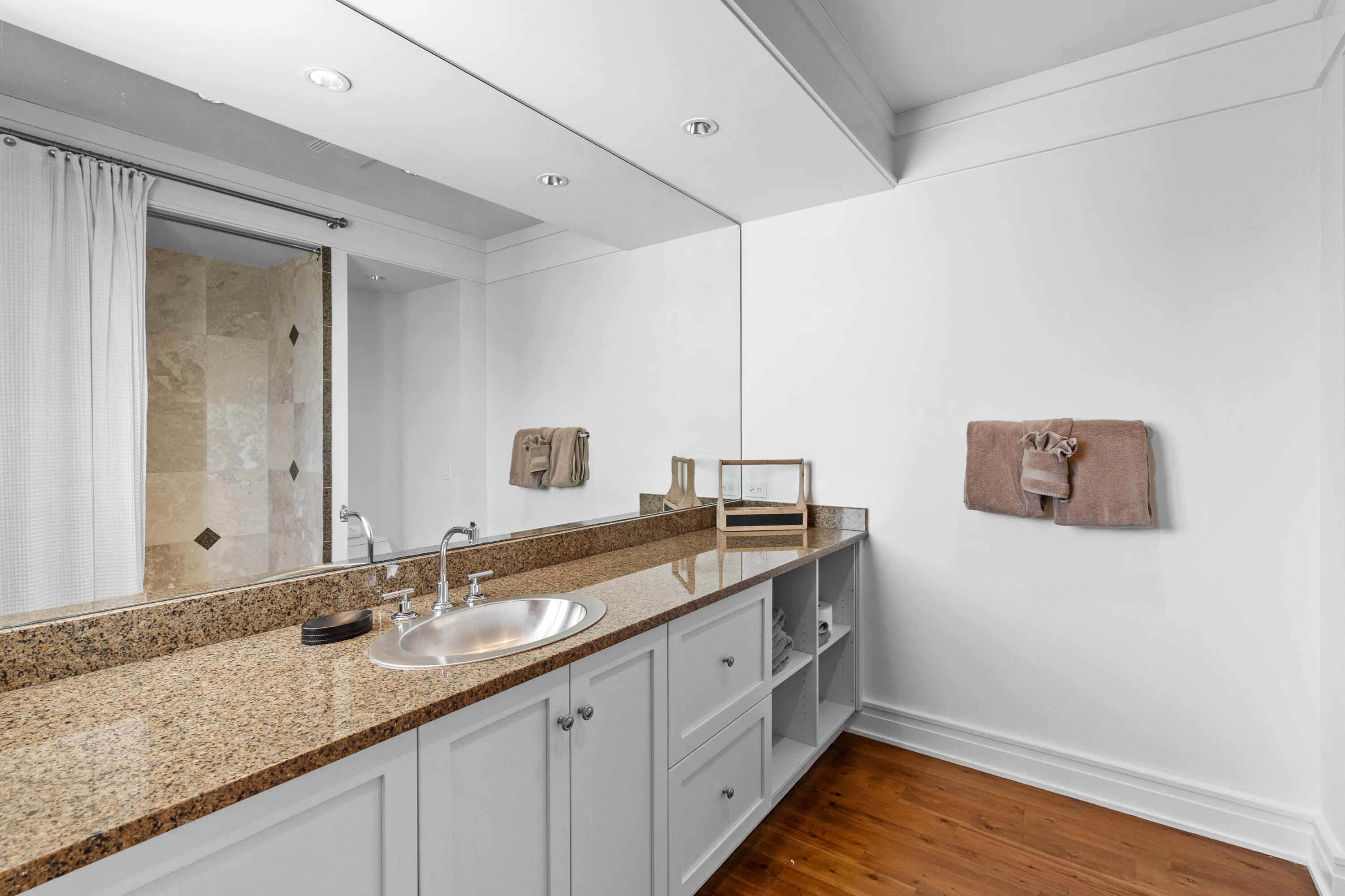 main property photo 61