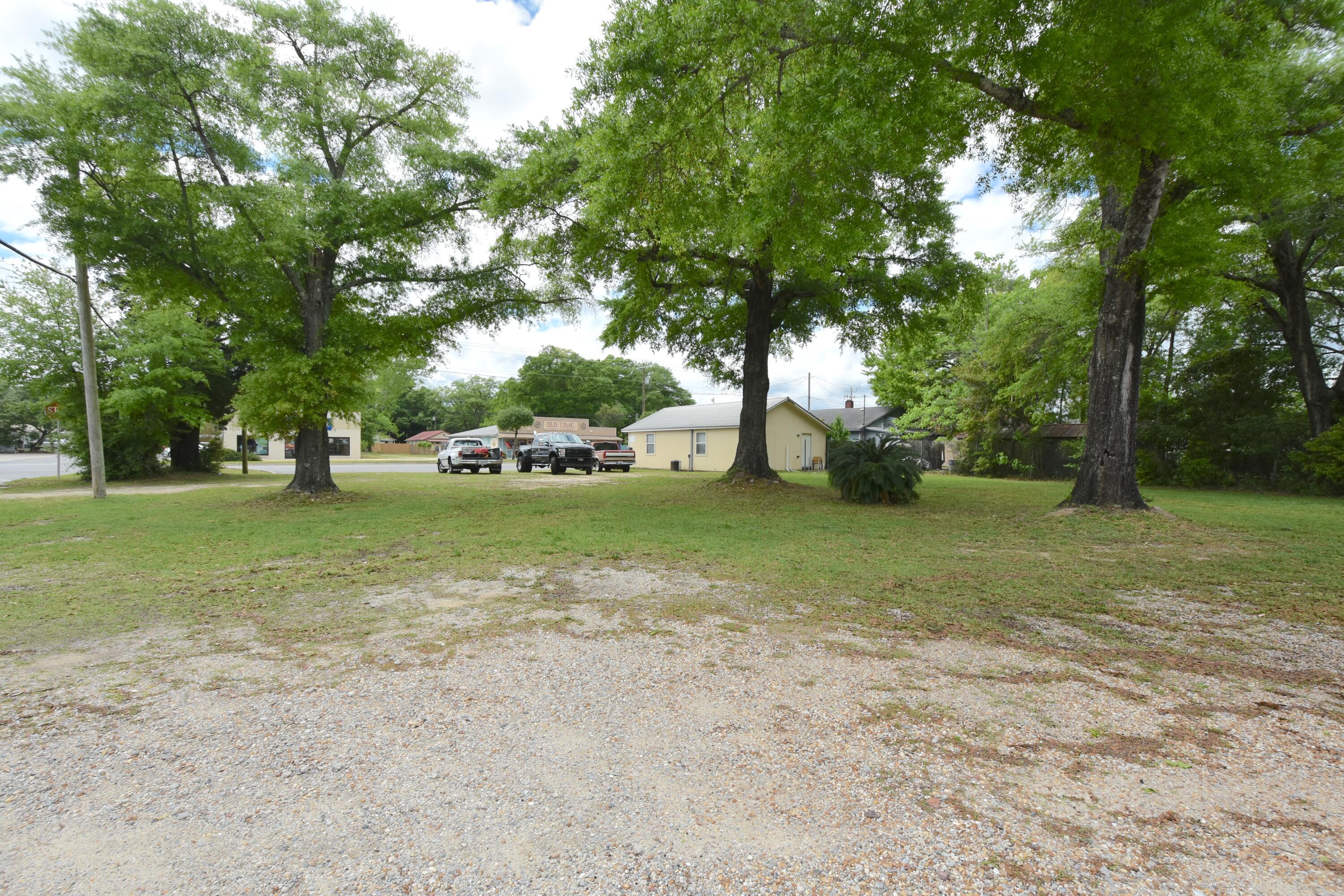 main property photo 26