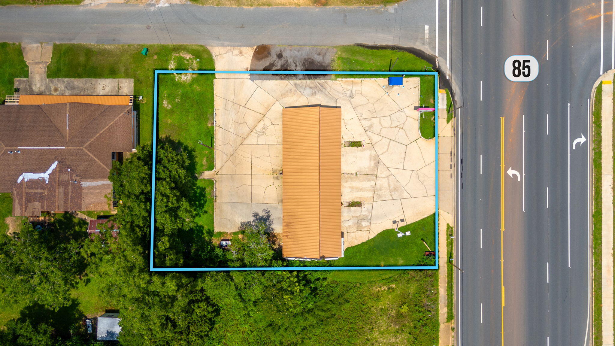 main property photo 7