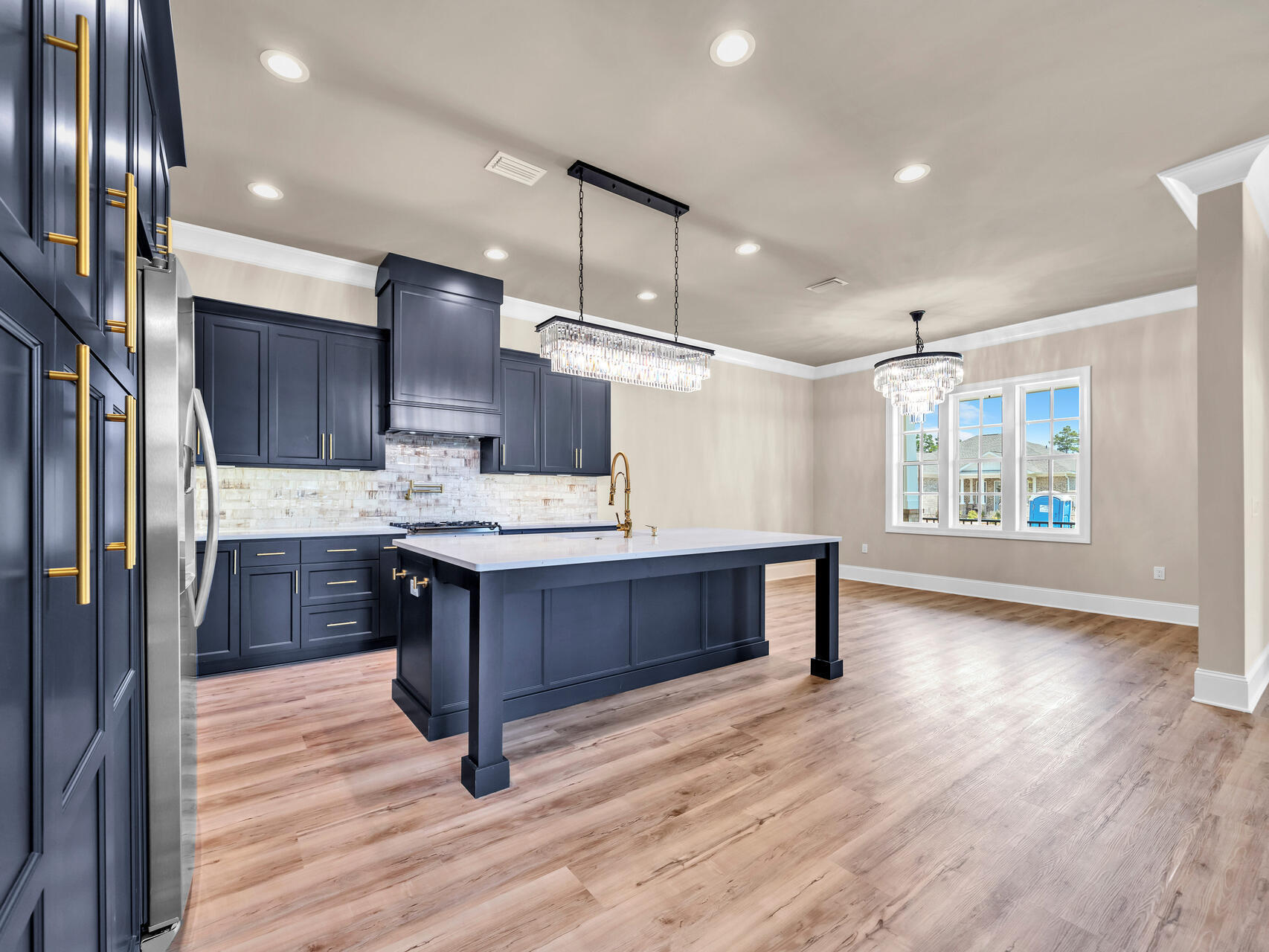 property viewer photo 15