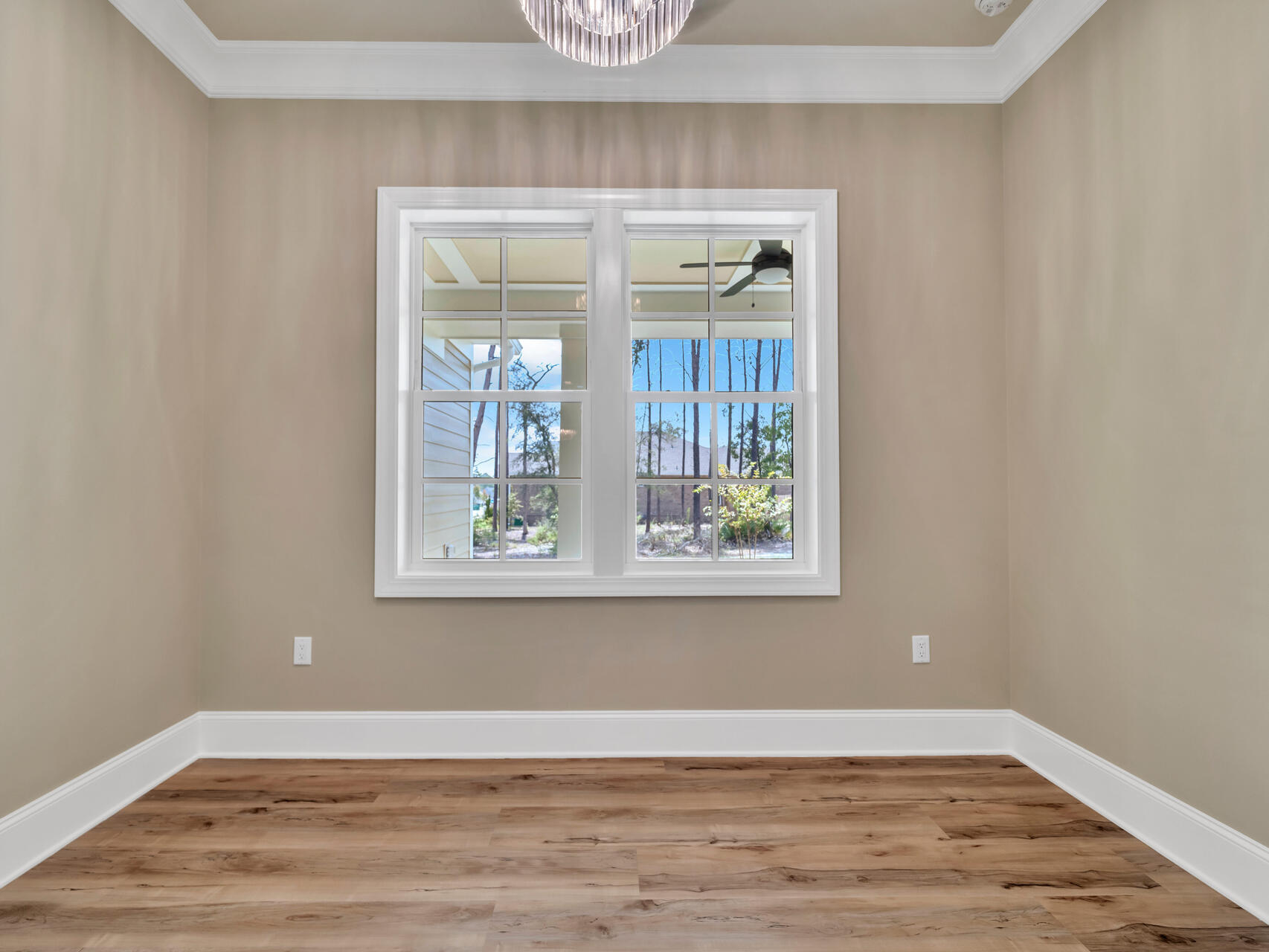 property viewer photo 19