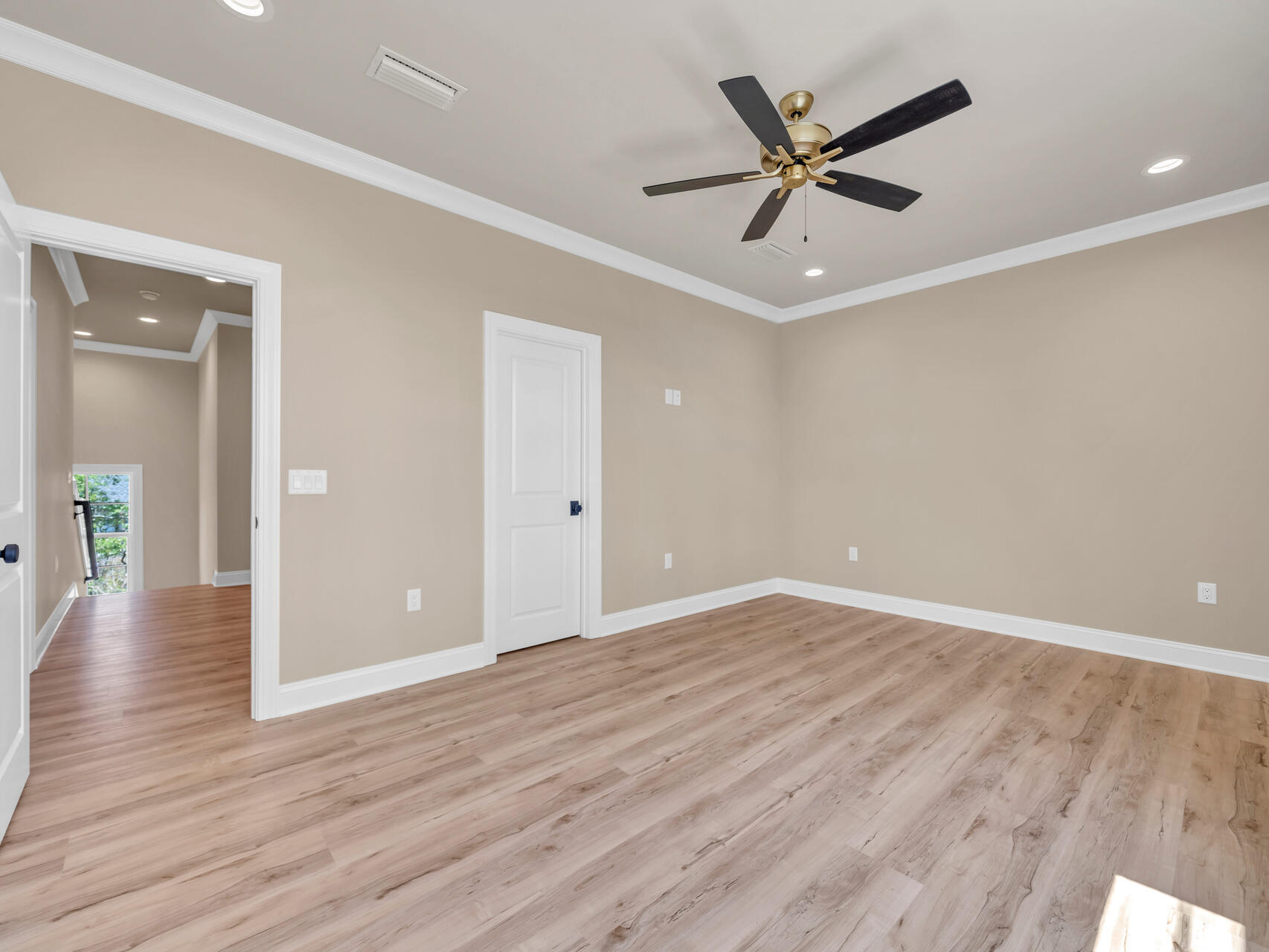 property viewer photo 34