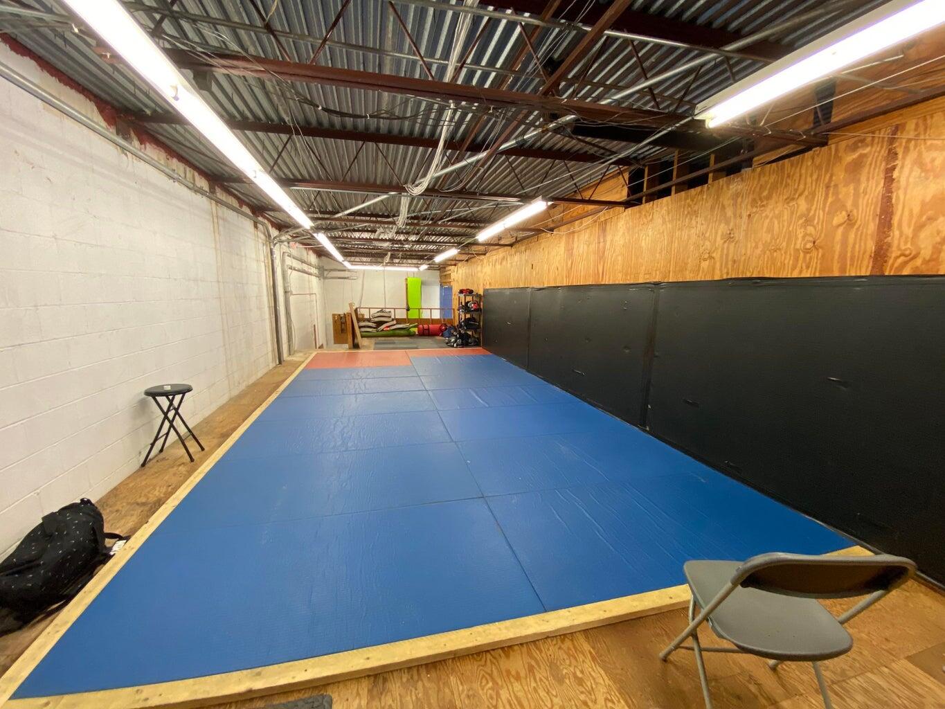 main property photo 9