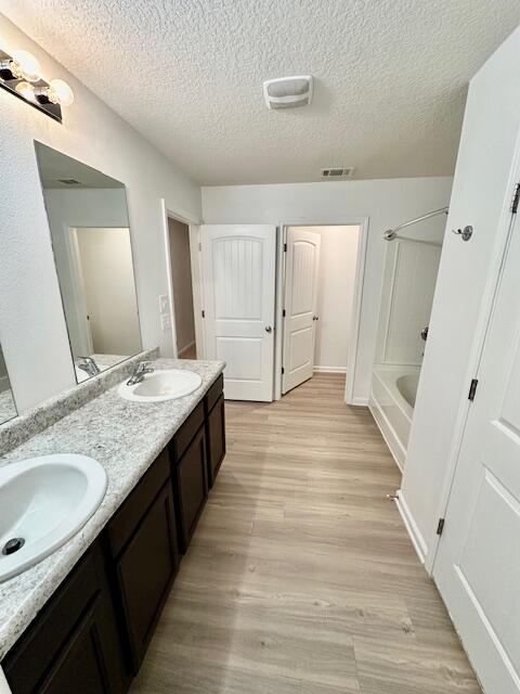 property viewer photo 16