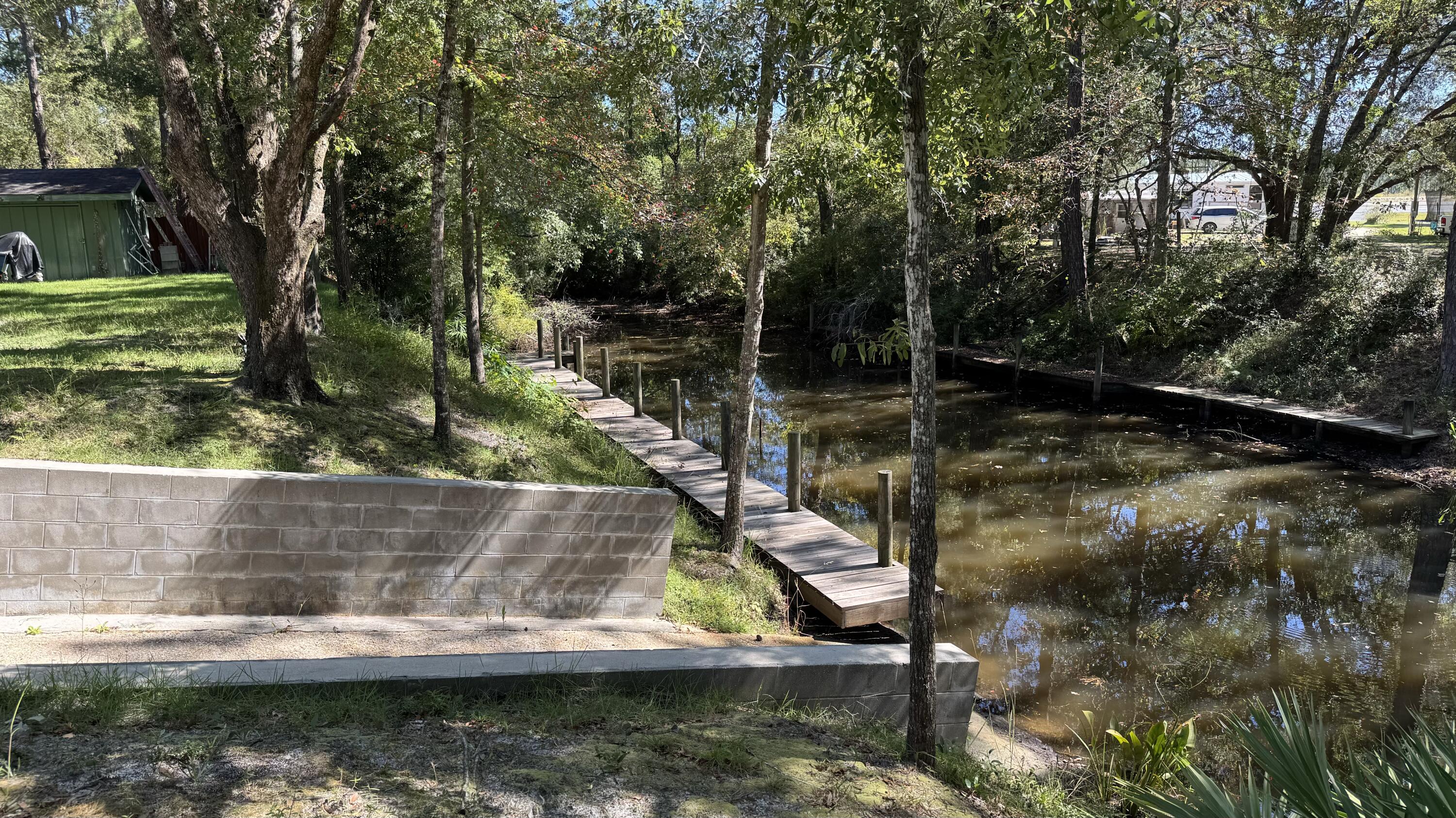 main property photo 11