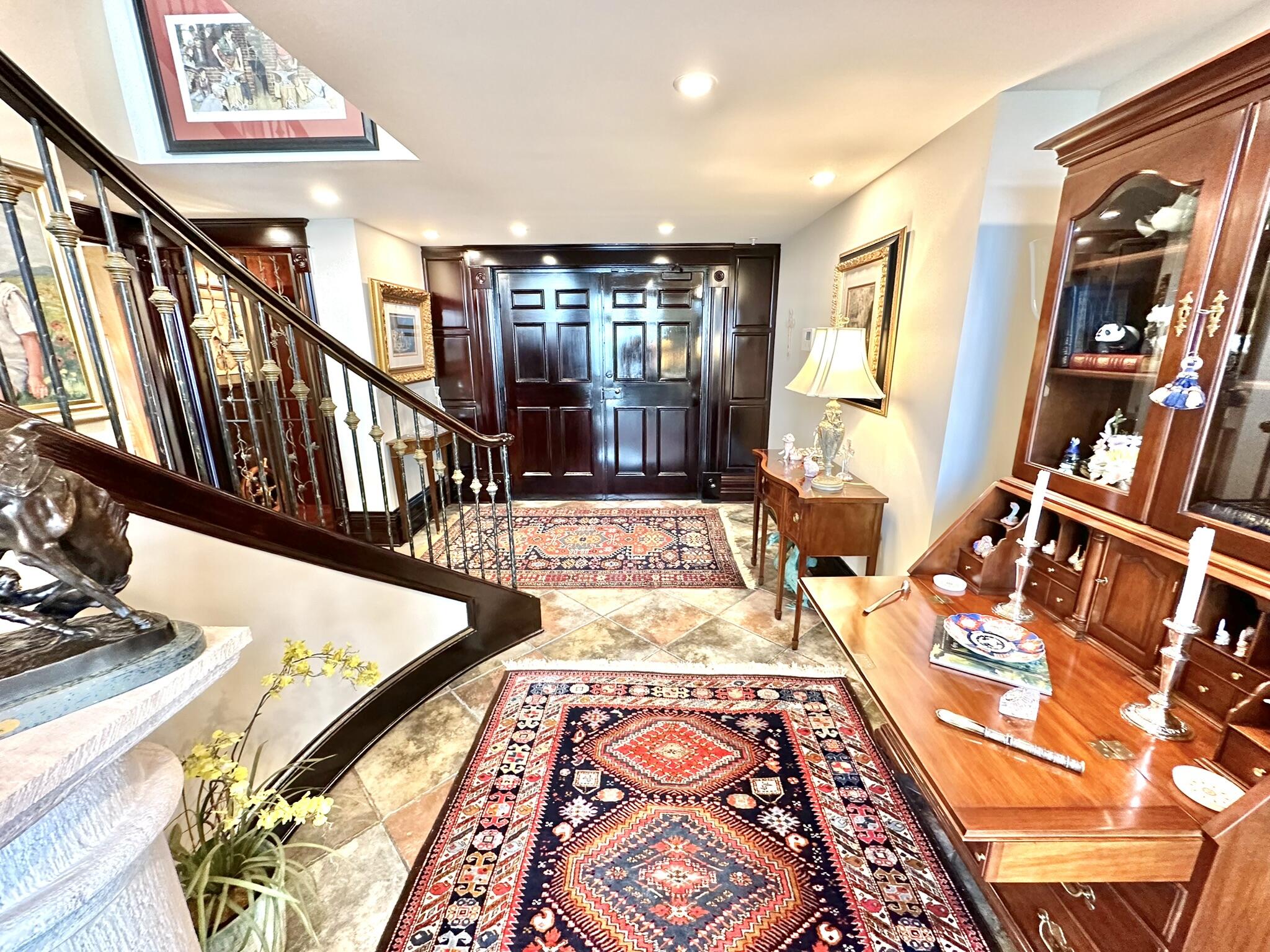 main property photo 10
