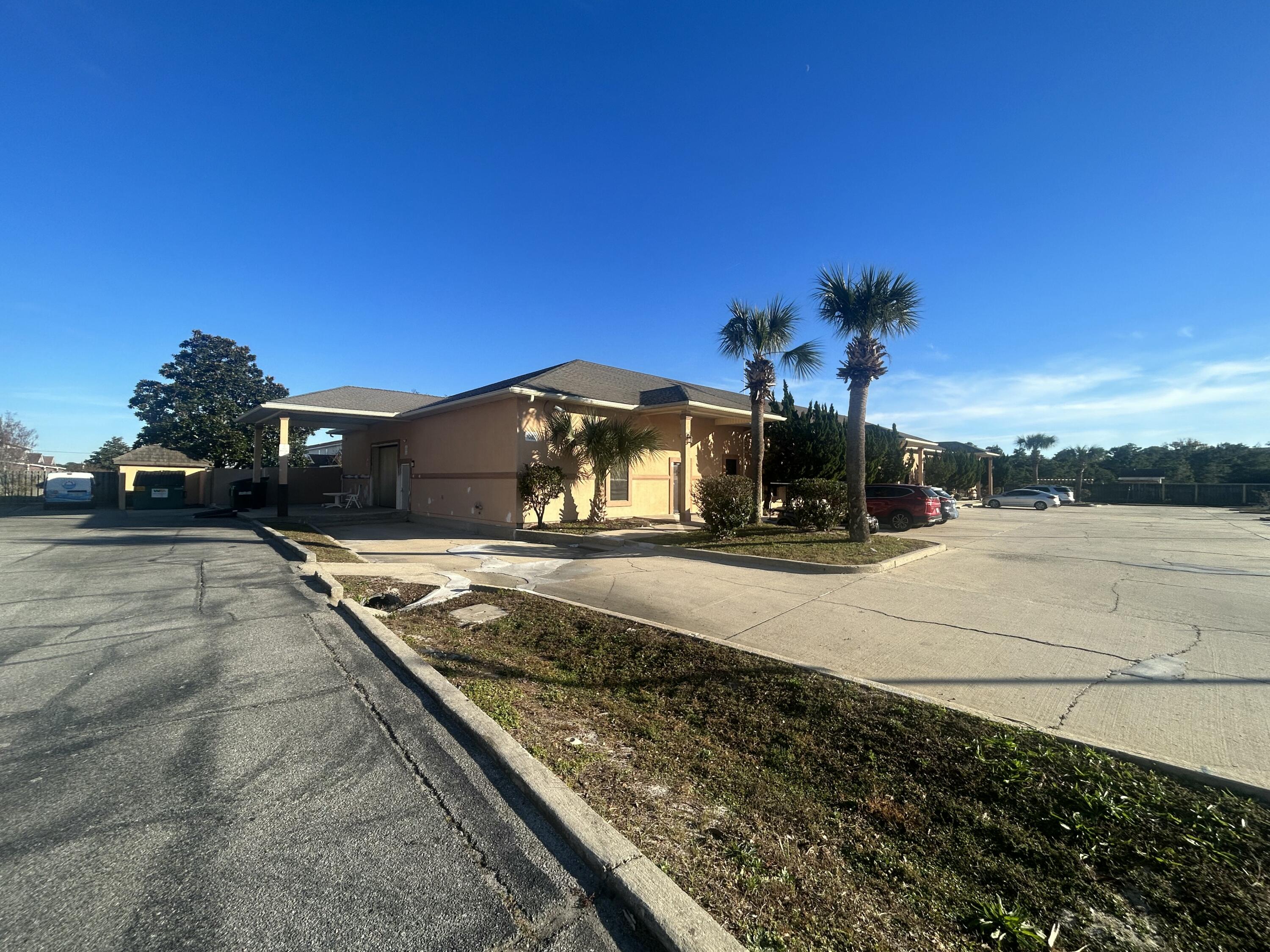 main property photo 6