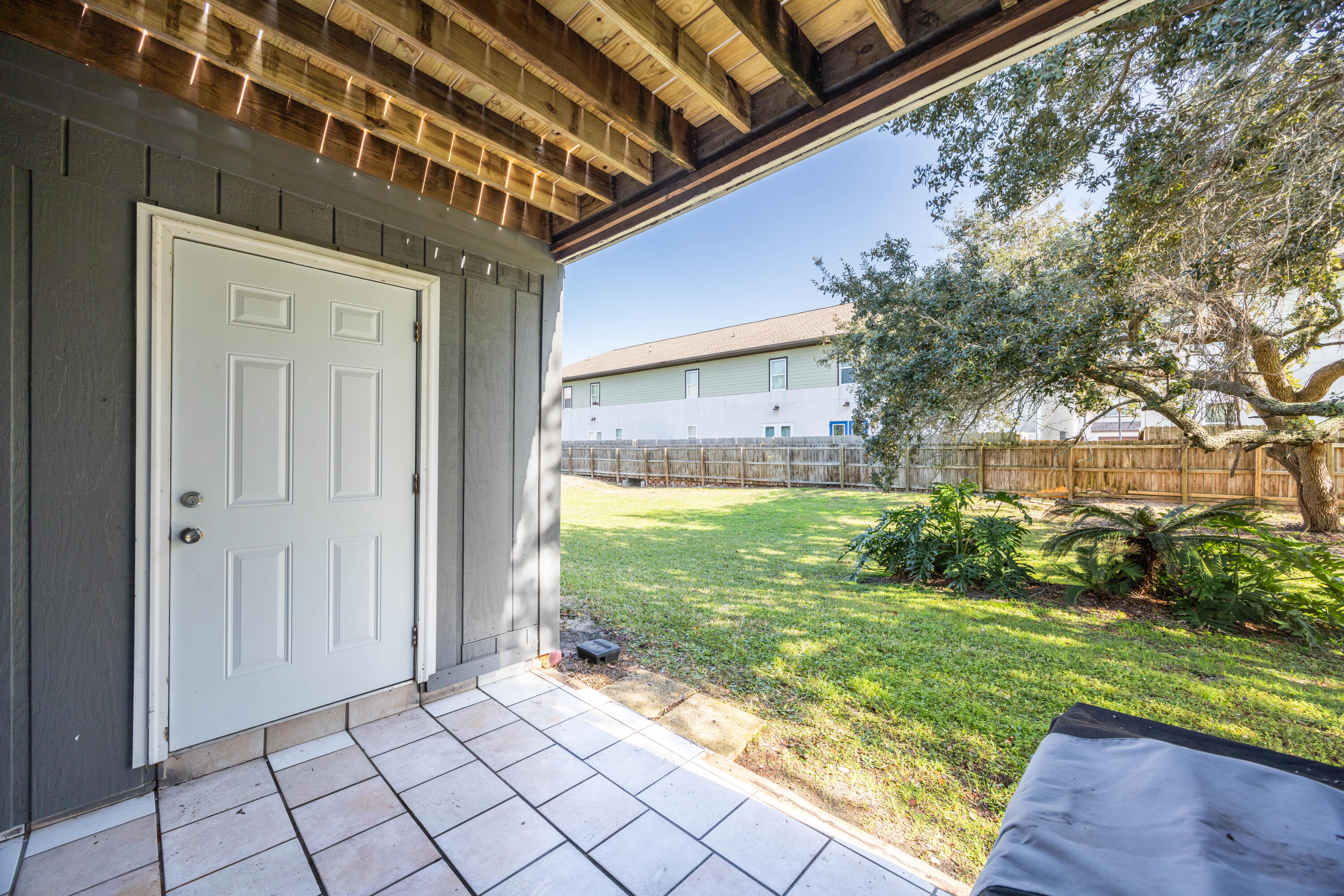 property viewer photo 24