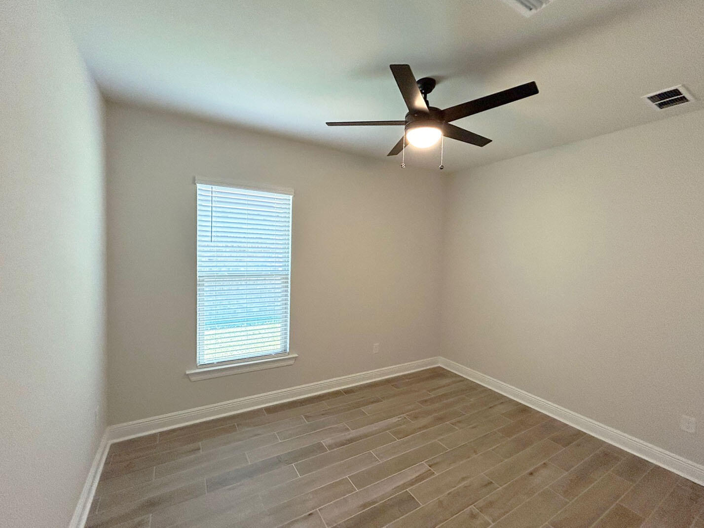 property viewer photo 14