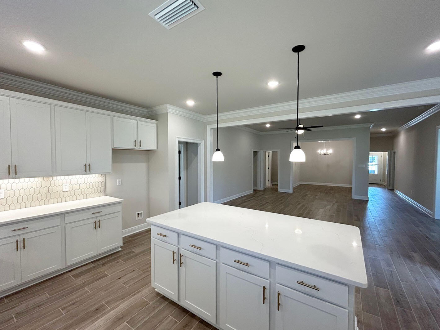 property viewer photo 2
