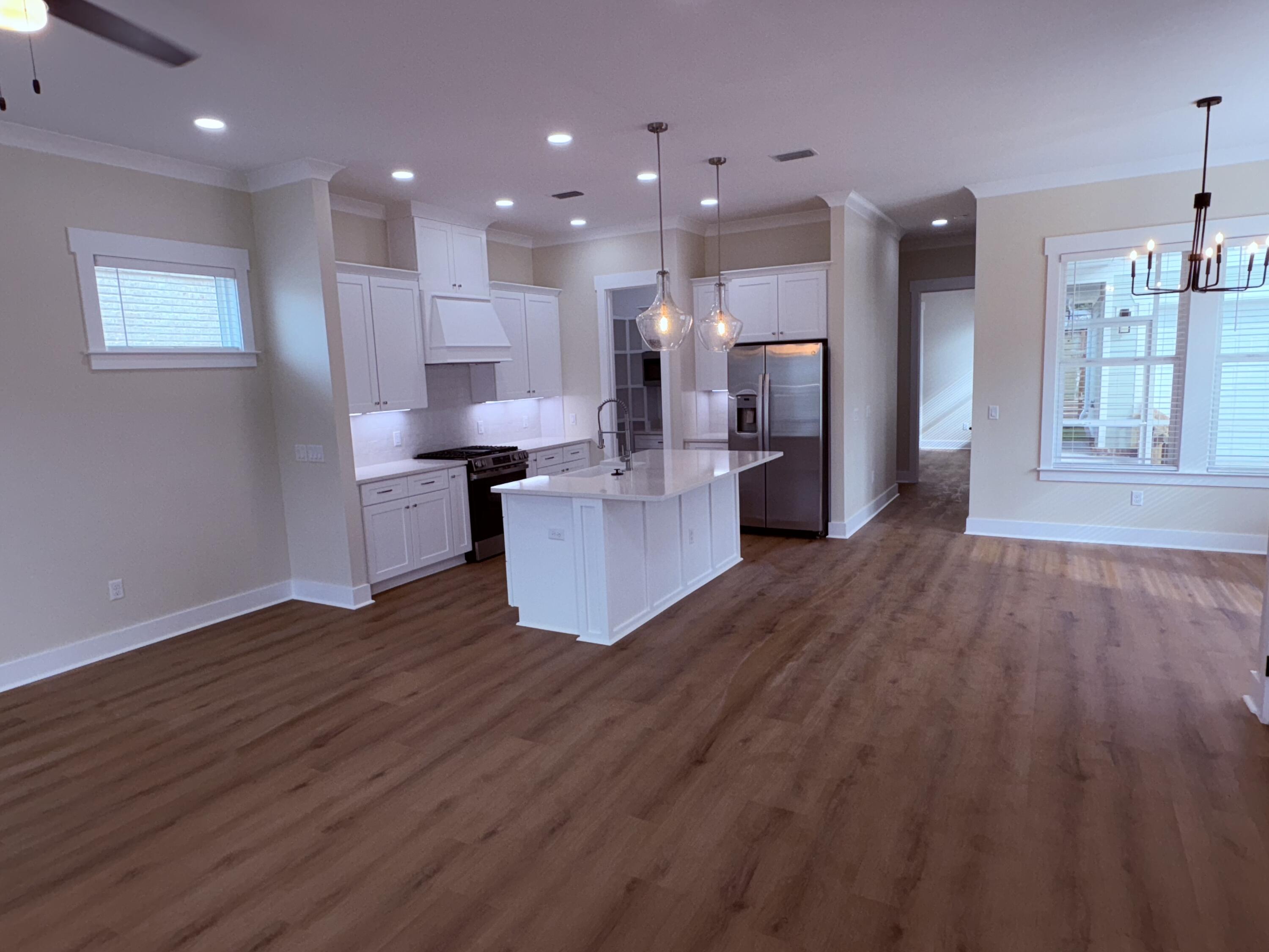 property viewer photo 2