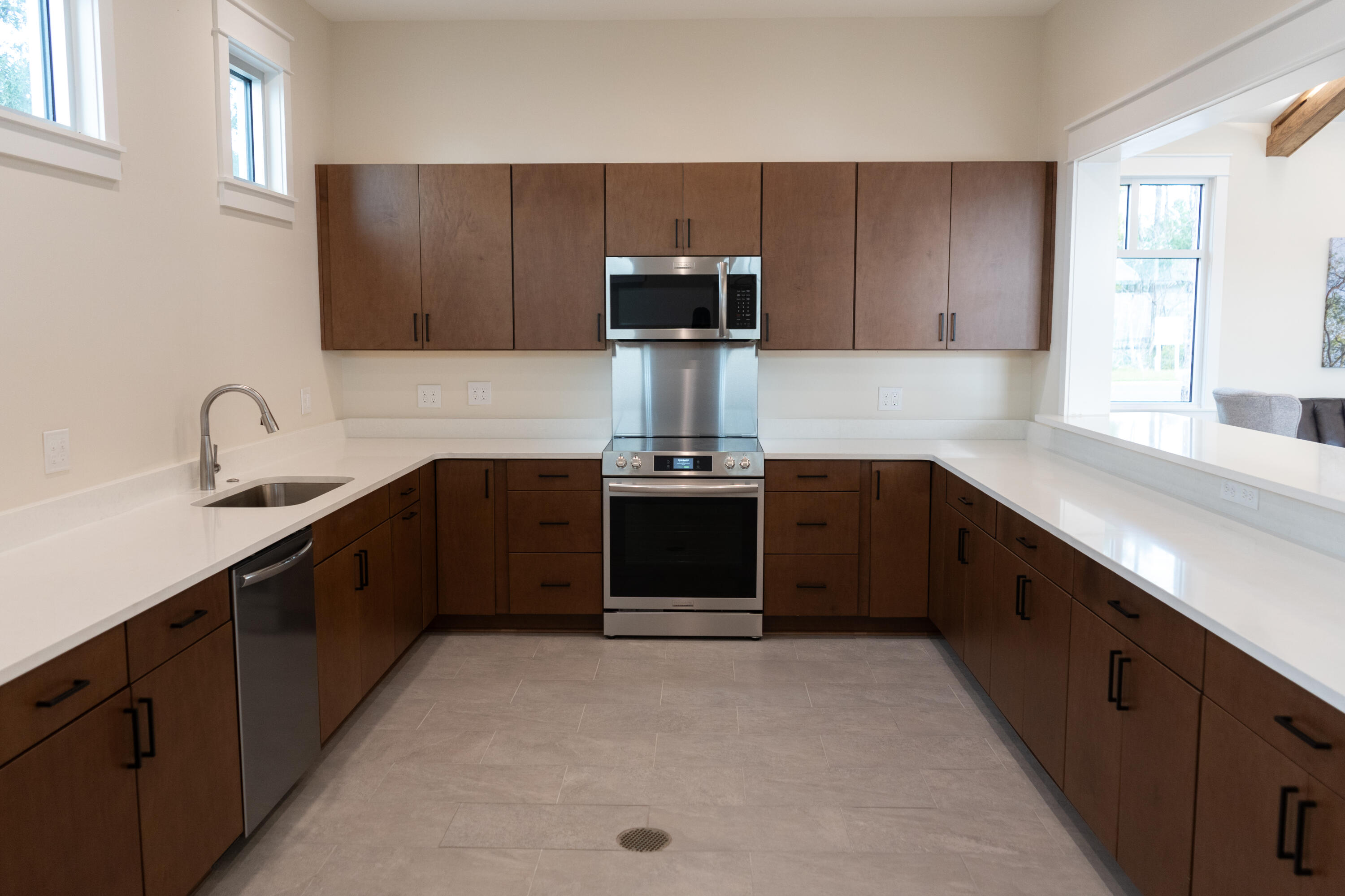 property viewer photo 20