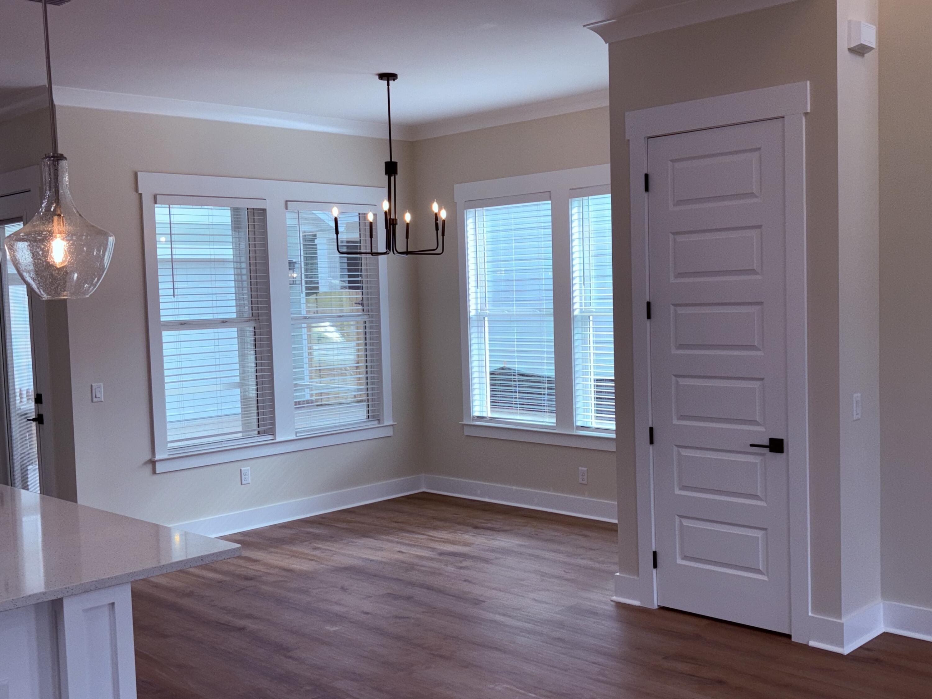 property viewer photo 5