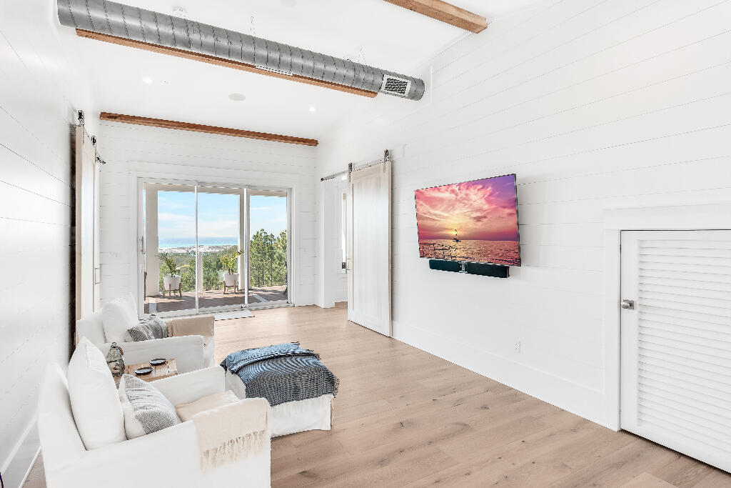 main property photo 59