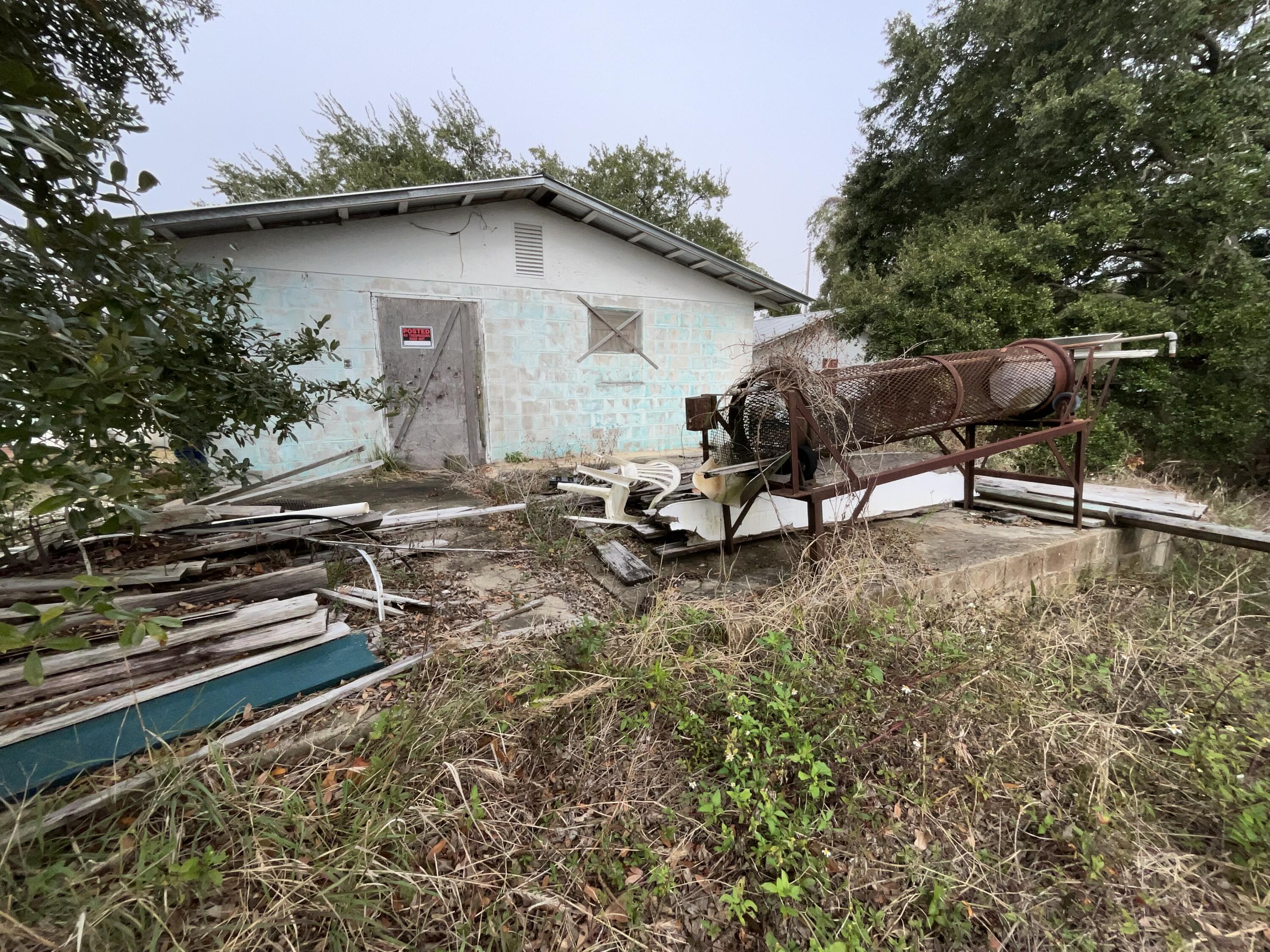 main property photo 20