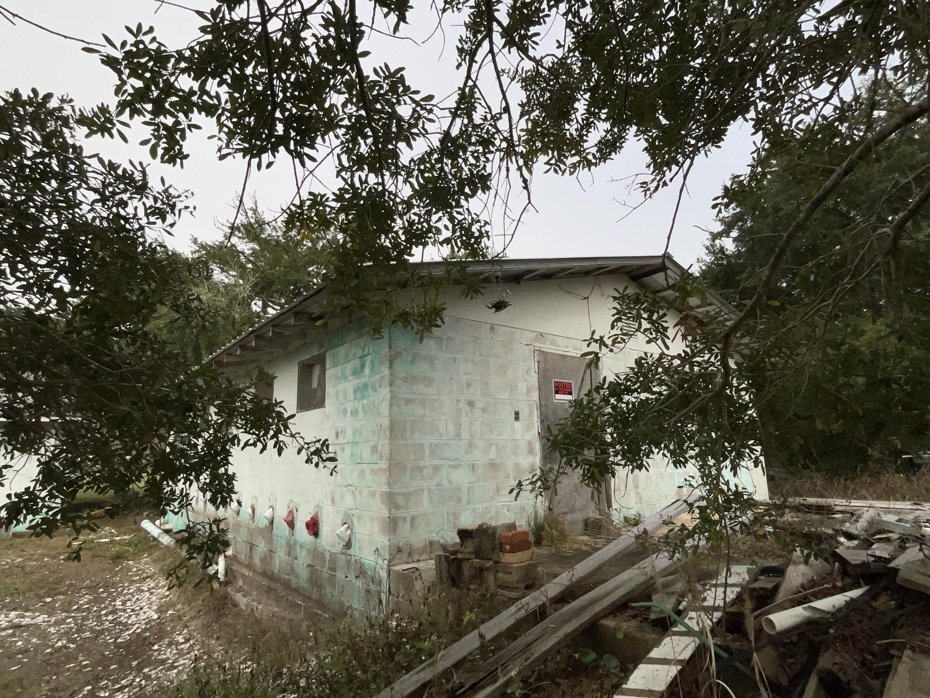 main property photo 21