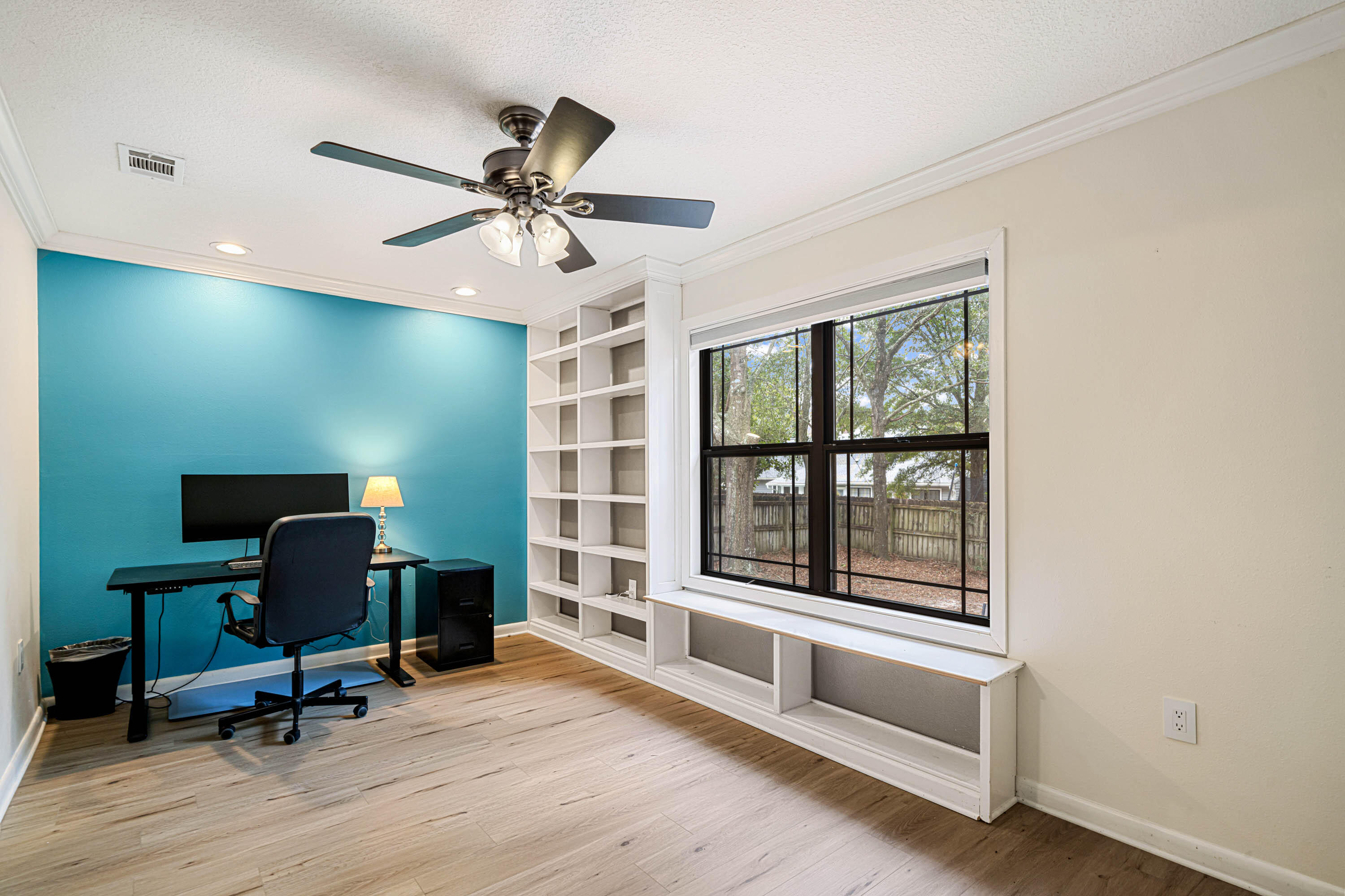 property viewer photo 16