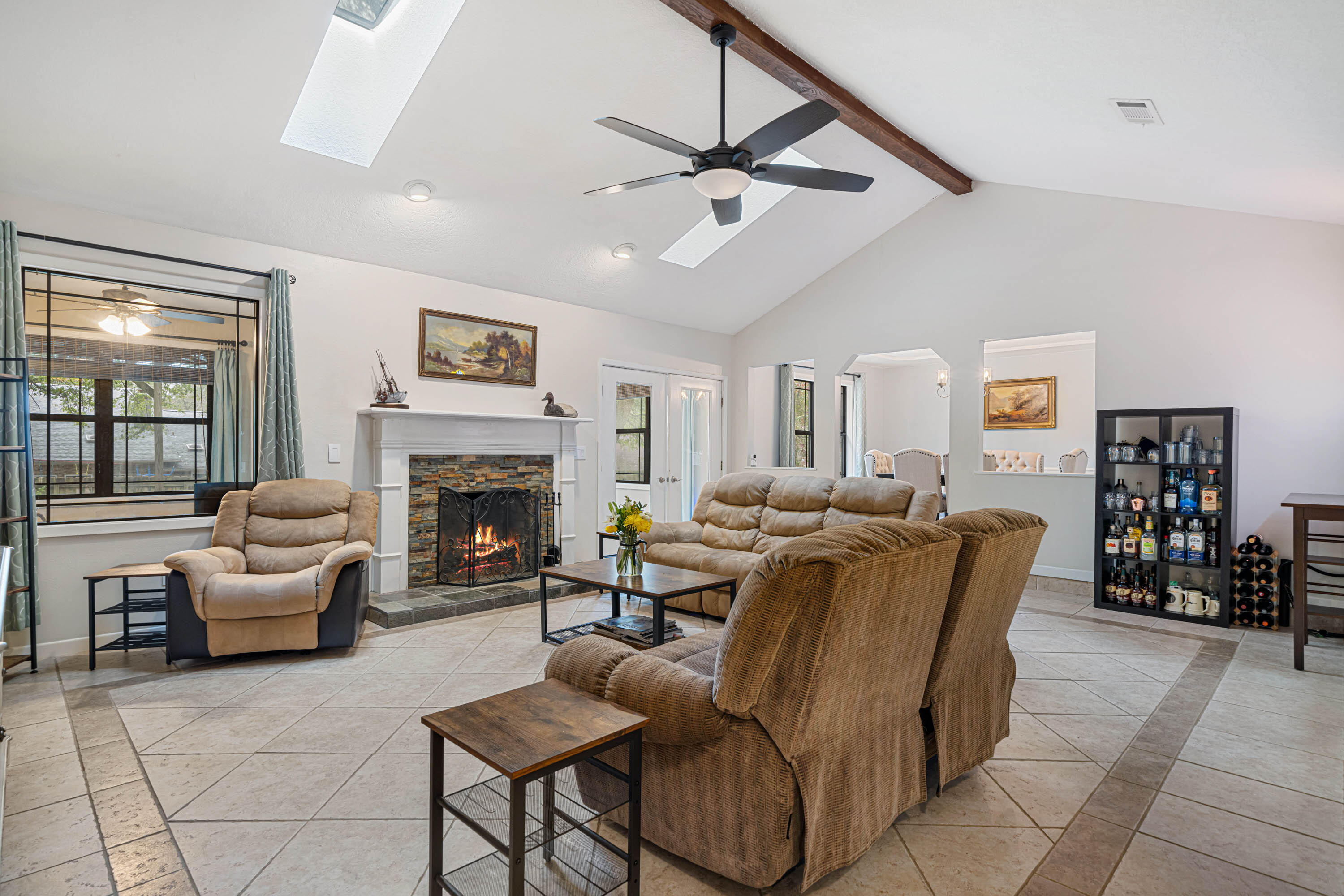 property viewer photo 8