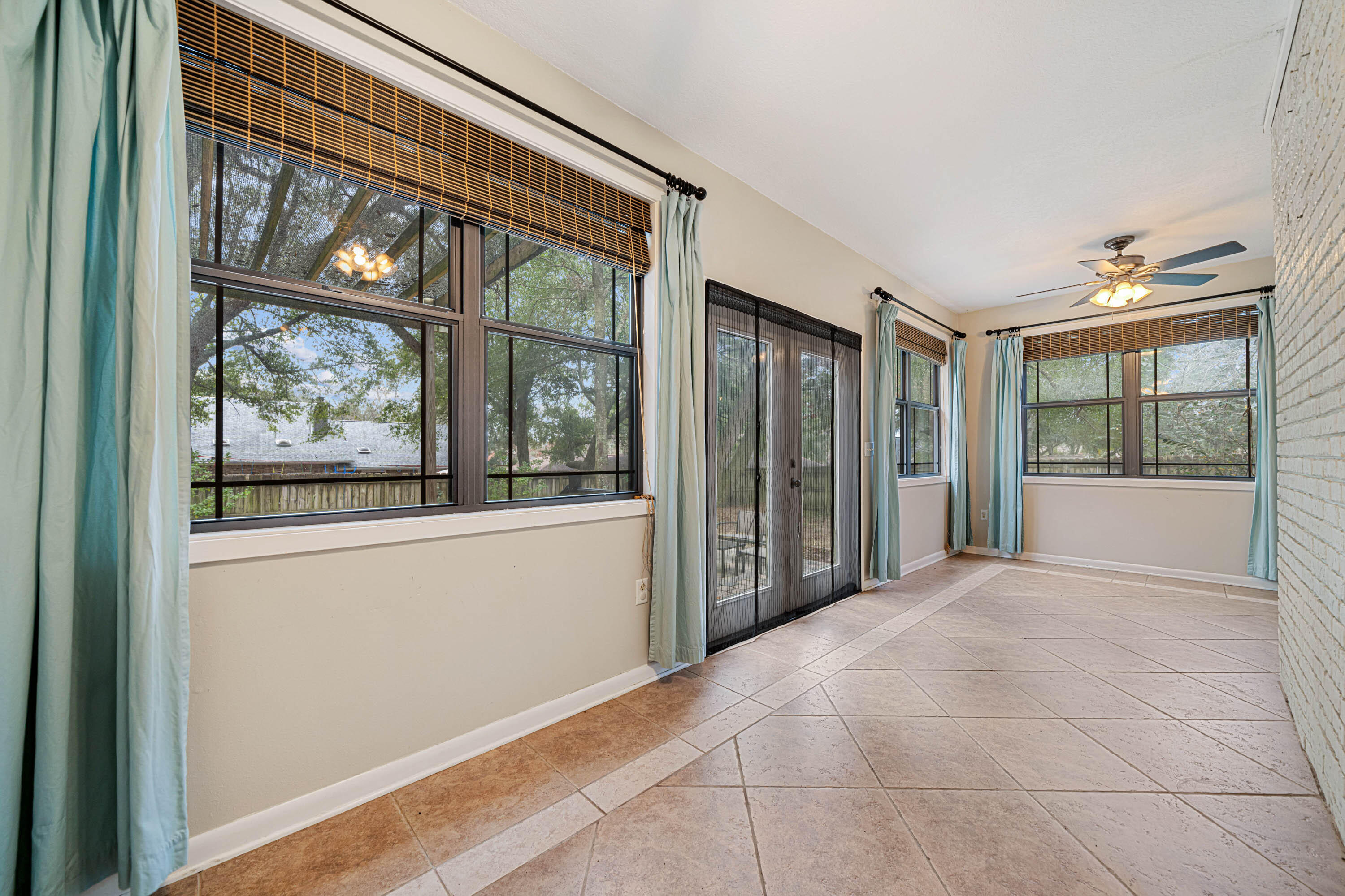 property viewer photo 9
