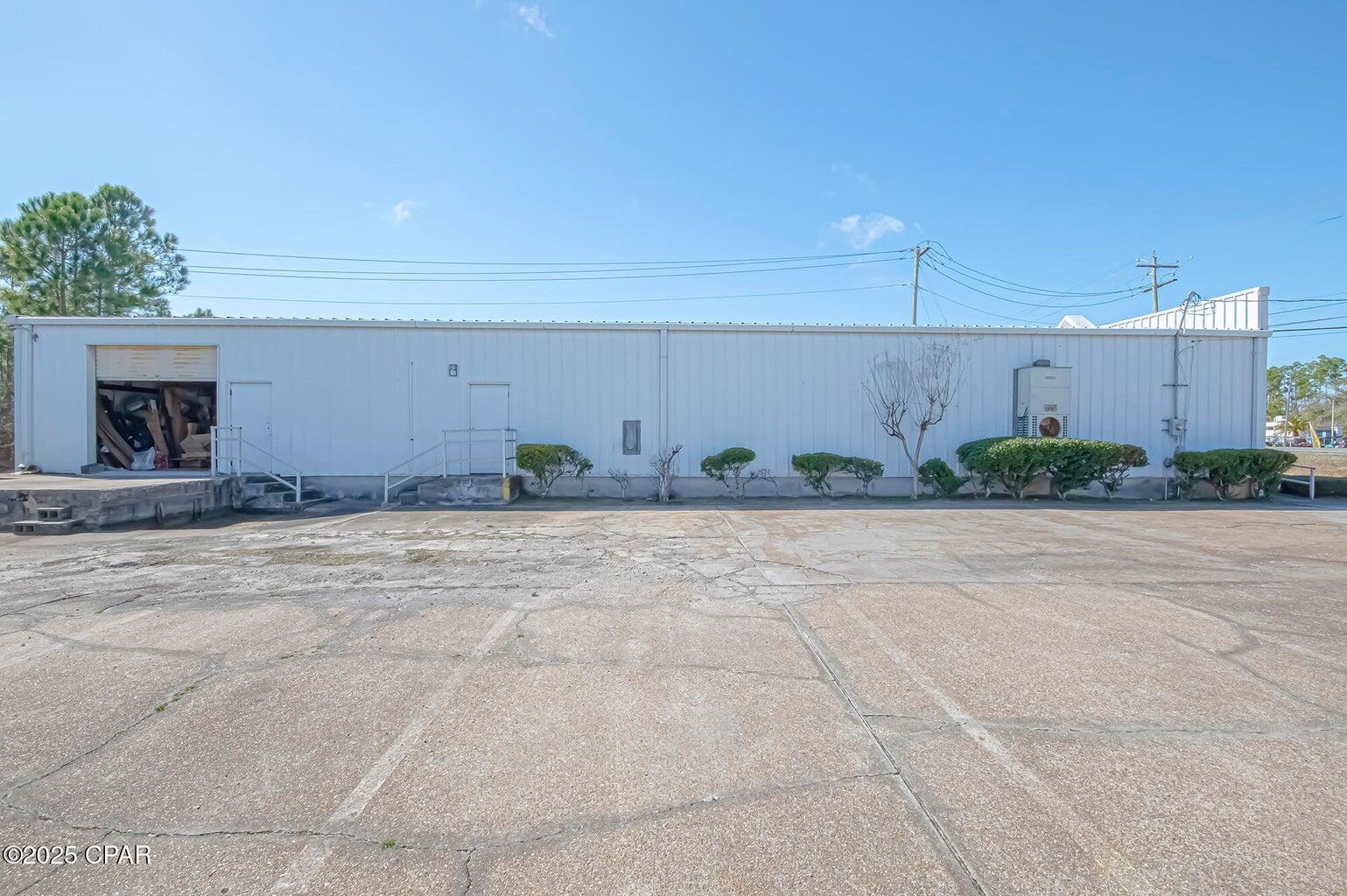 main property photo 12