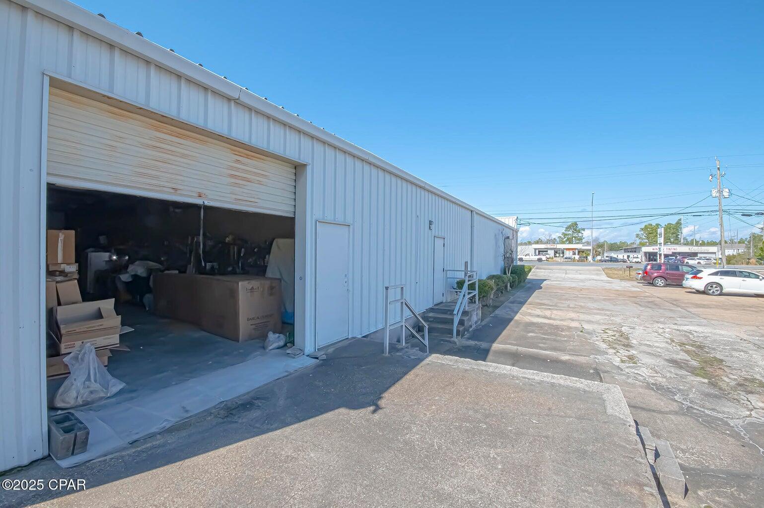 main property photo 13
