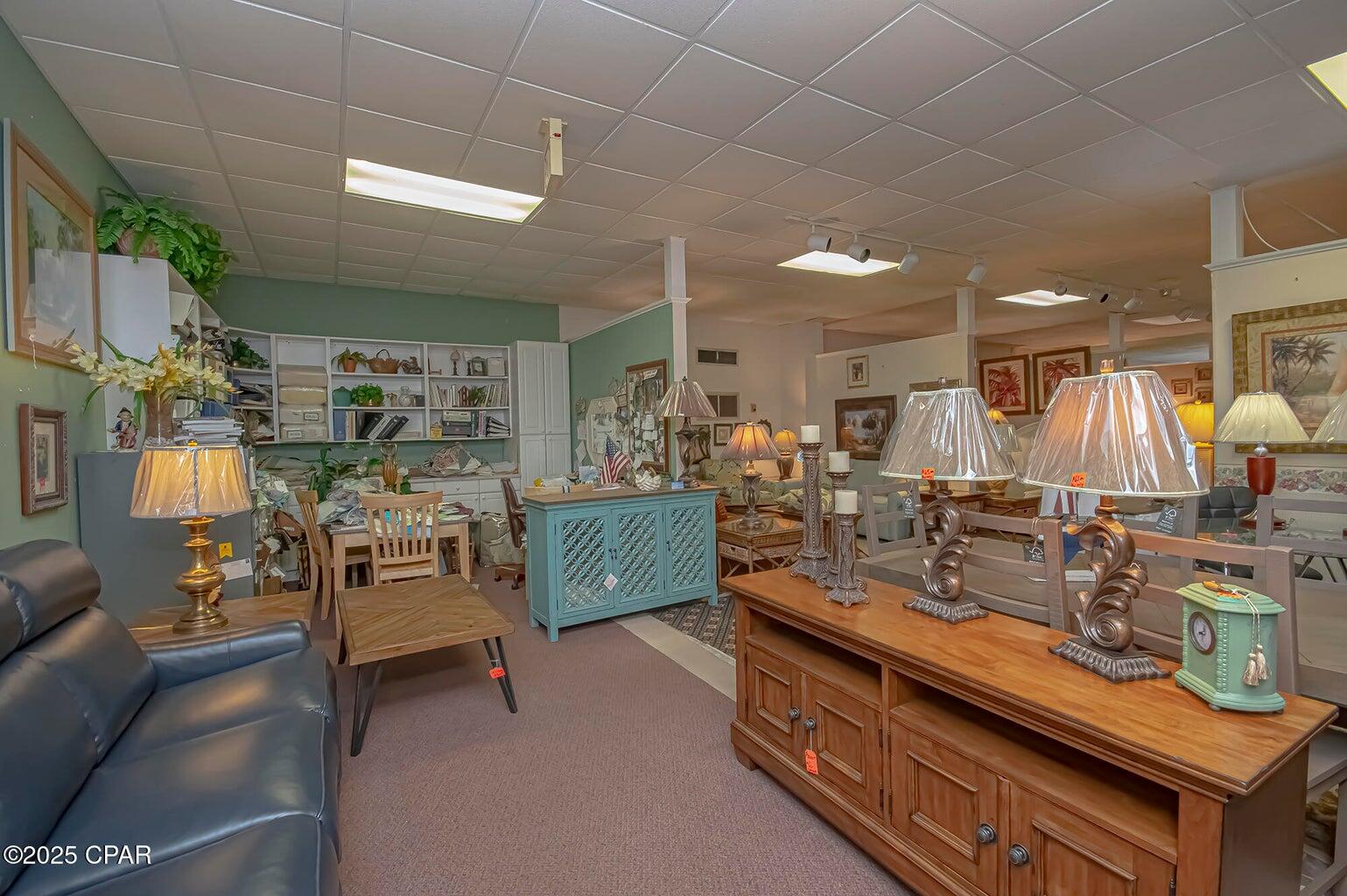 main property photo 23